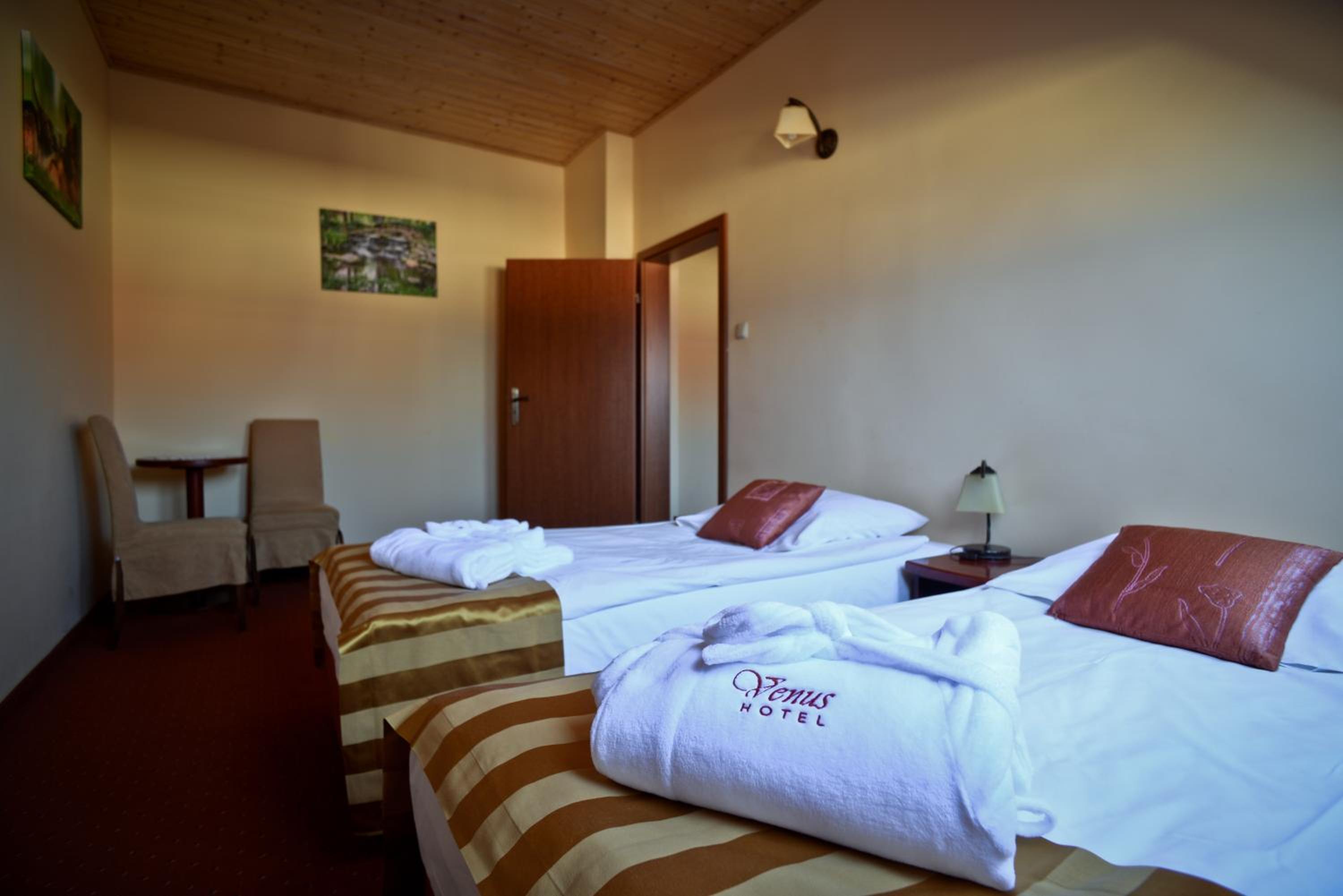 Comfort Quadruple Room - Photo 5