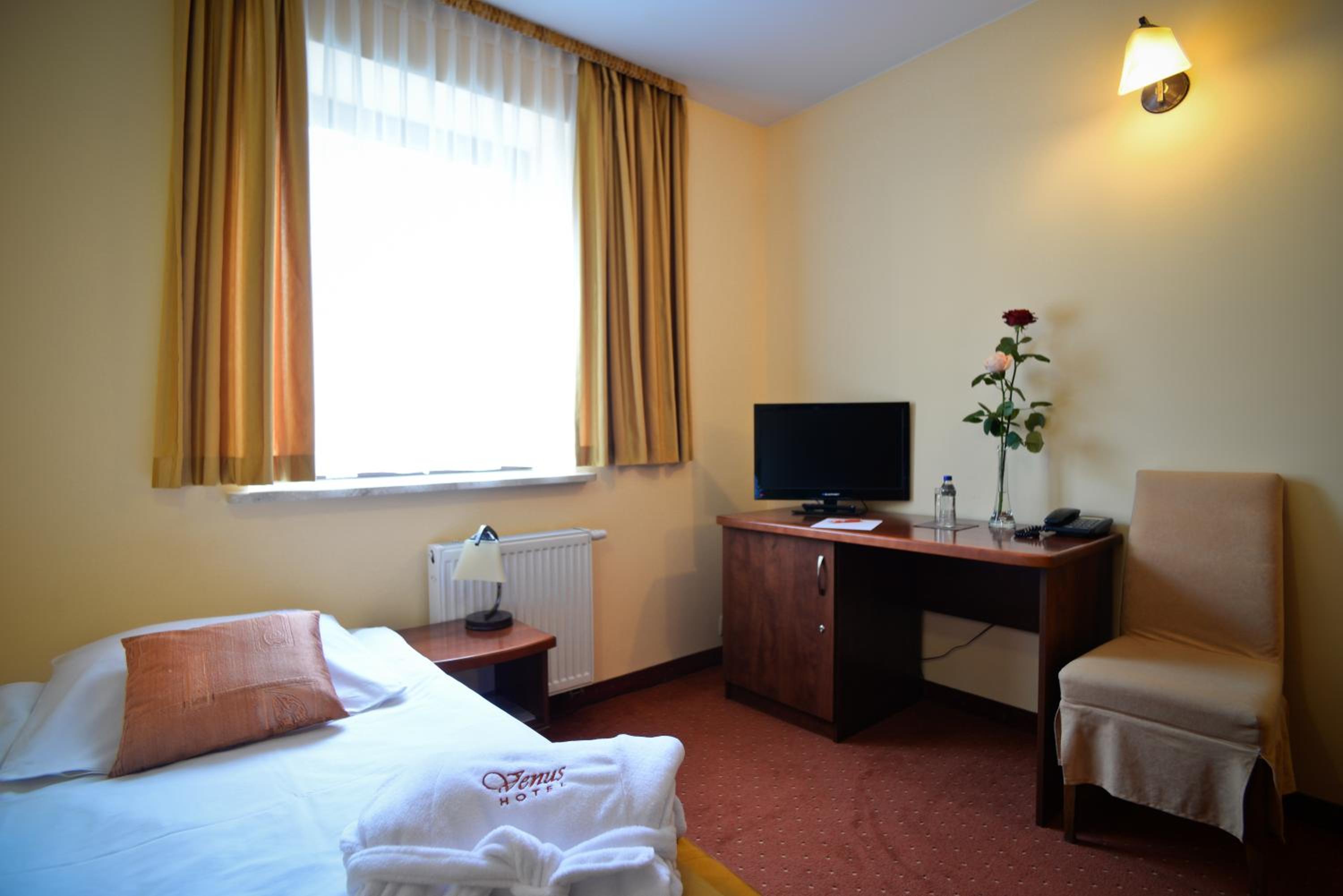 Single Room photo 2
