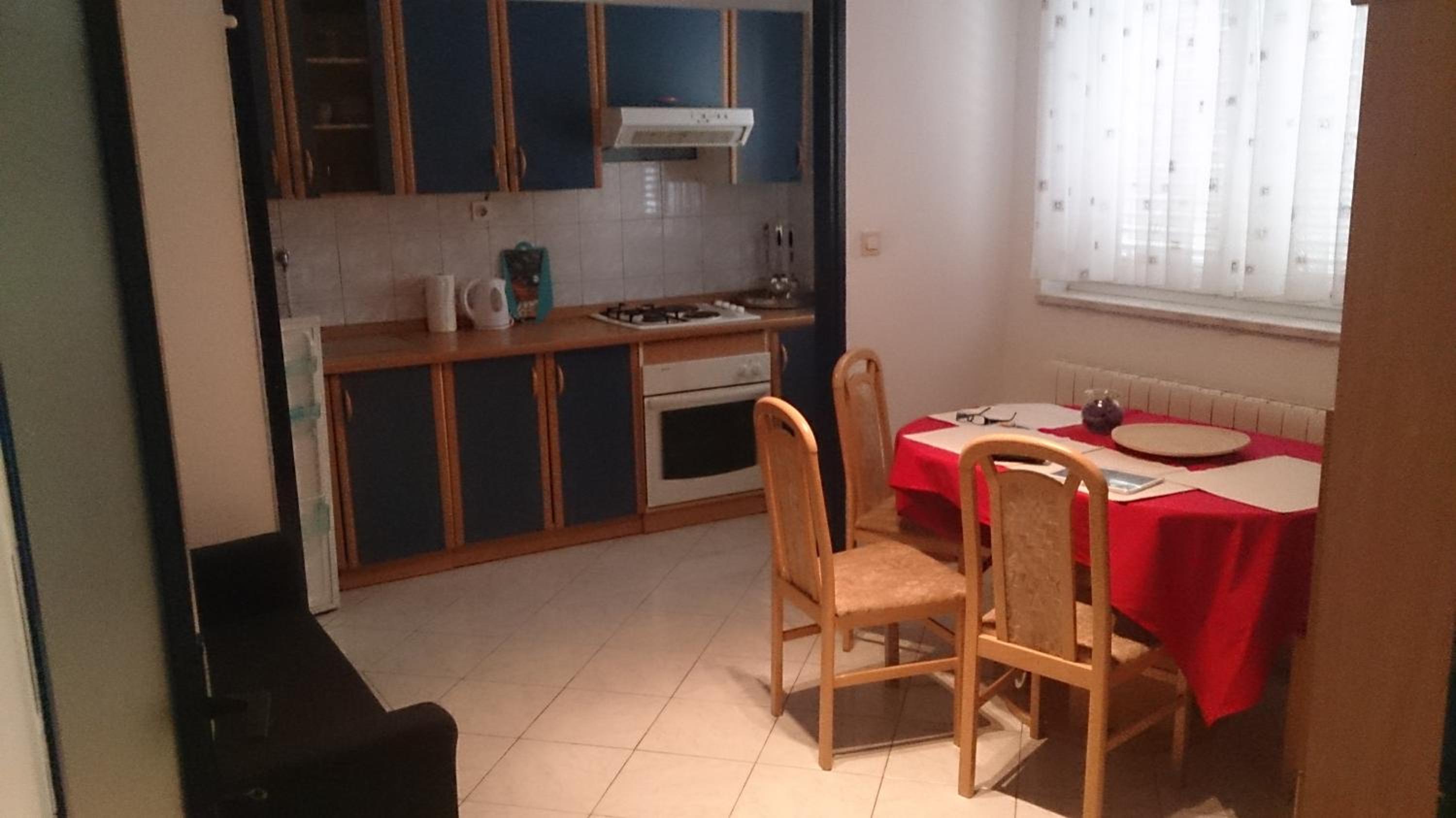 Apartment - Photo 8