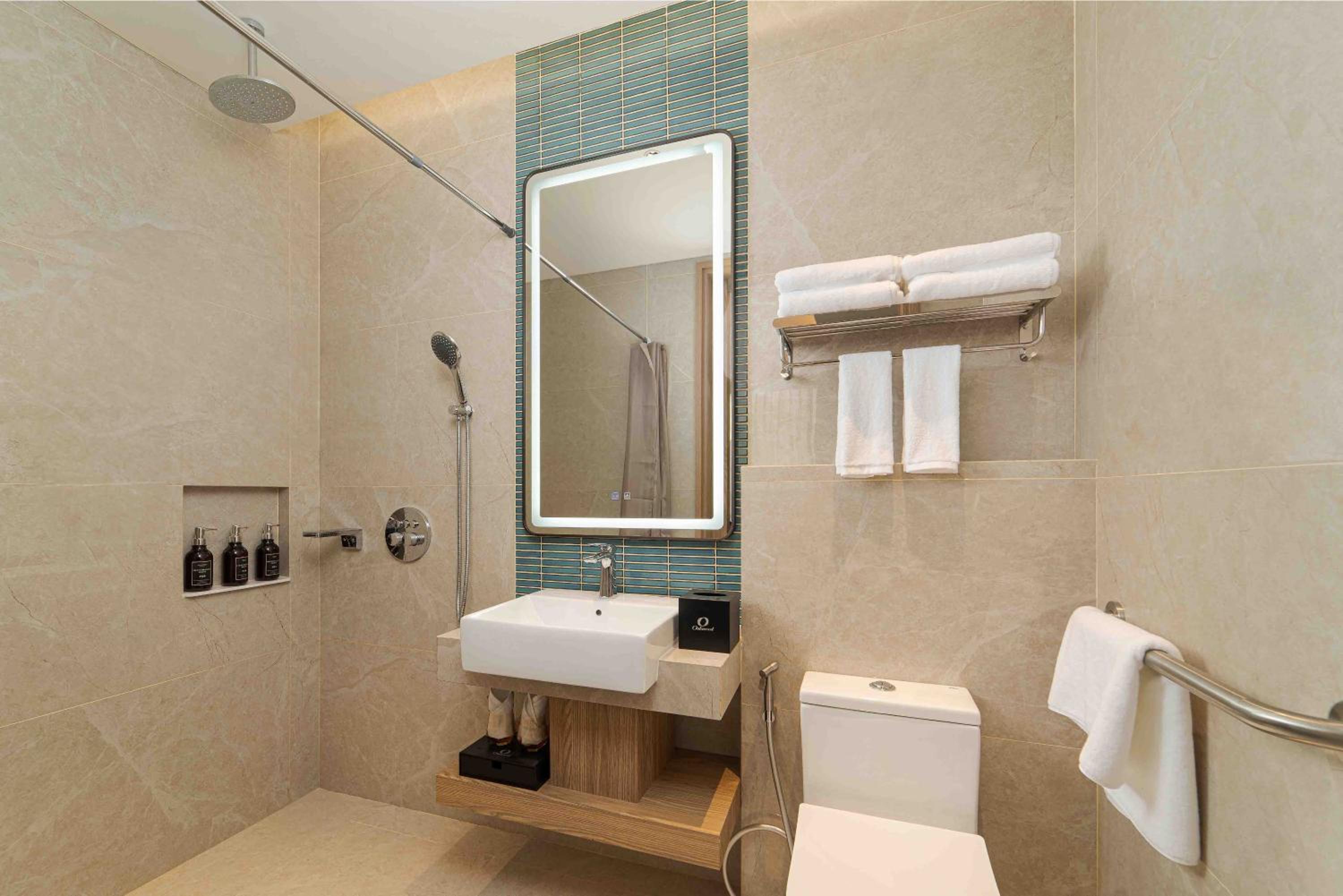 One-Bedroom Deluxe Apartment