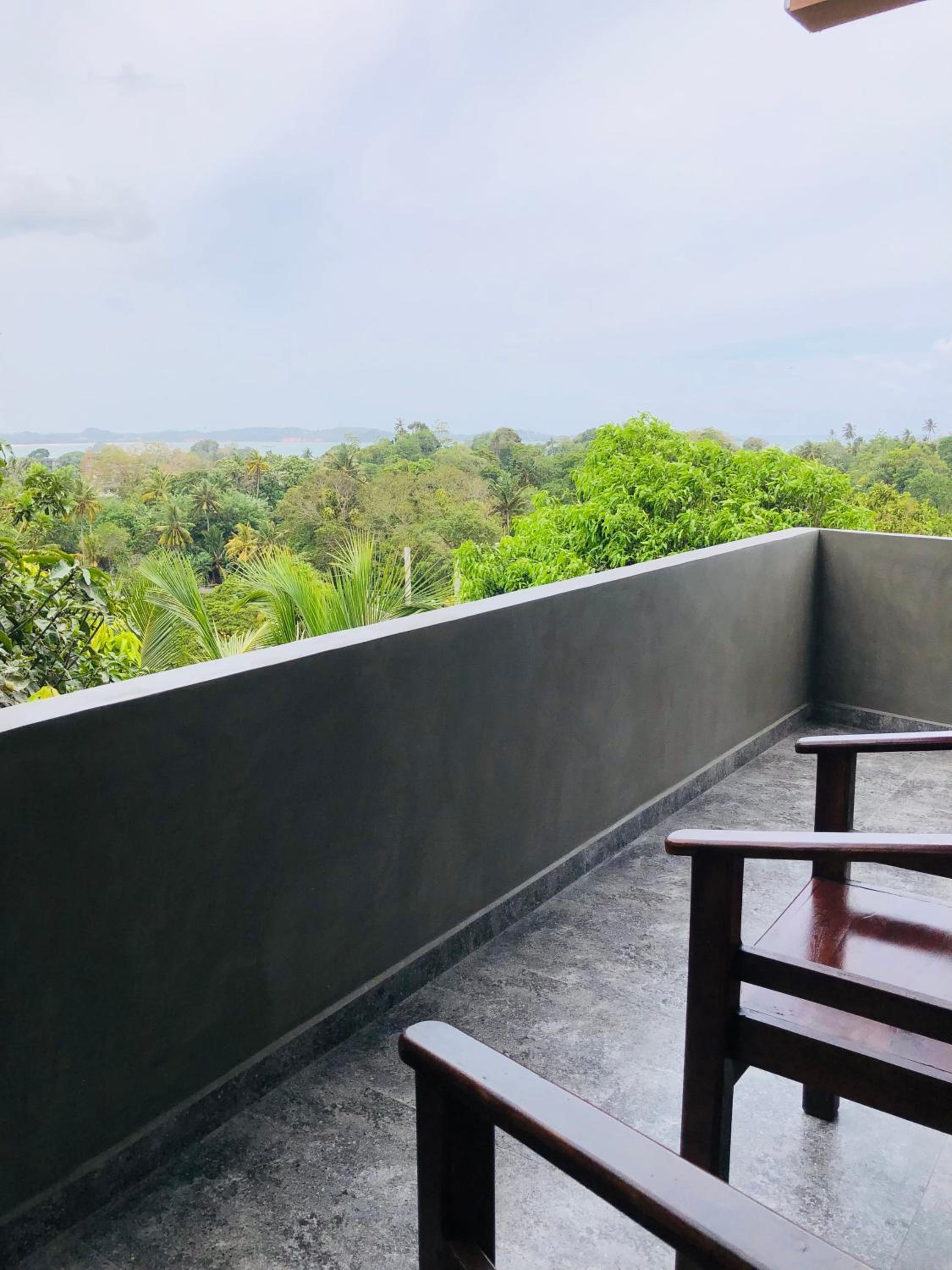 Deluxe Double Room with Balcony and Sea View photo 1