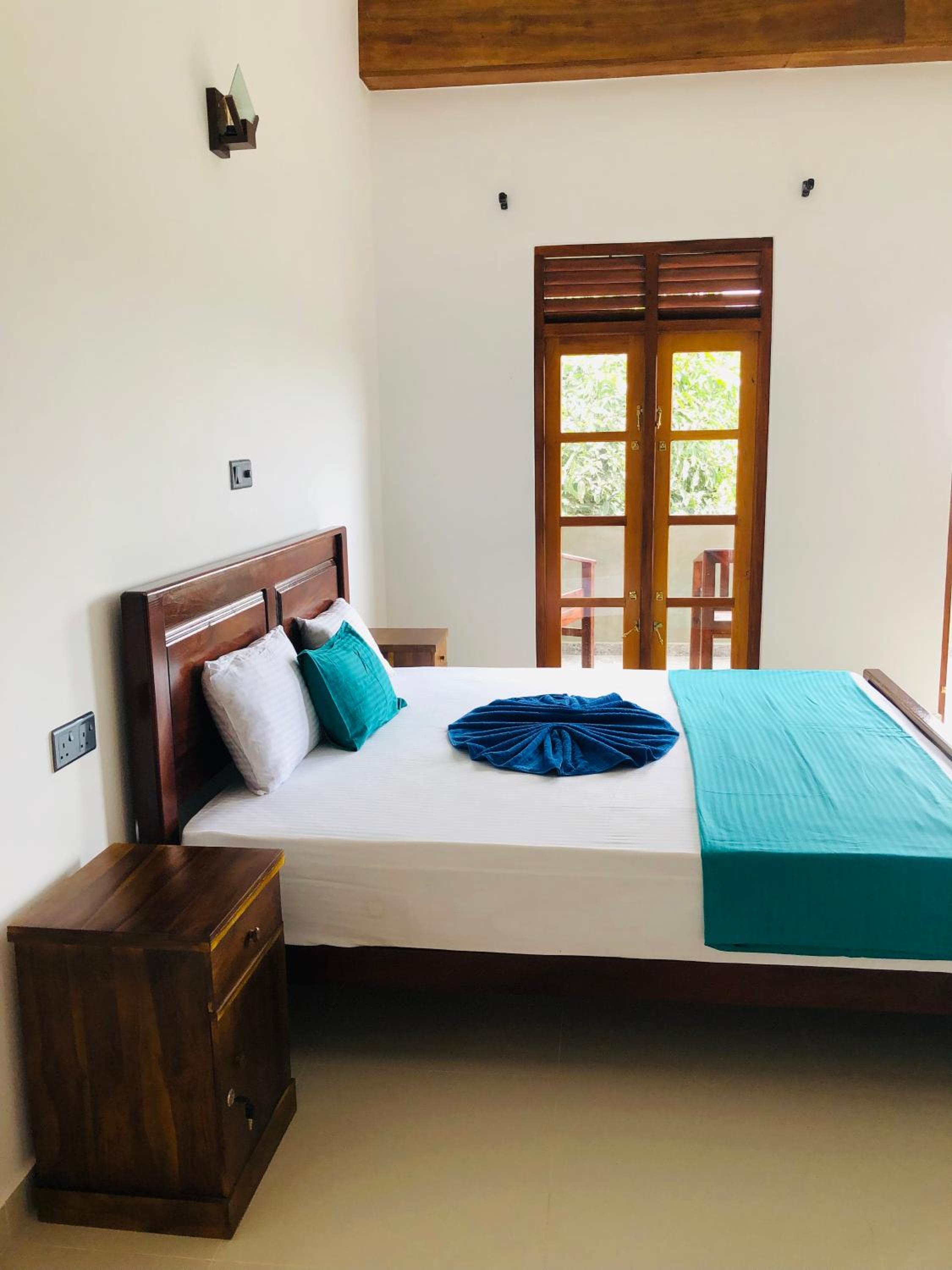 Deluxe Double Room with Balcony and Sea View photo 3