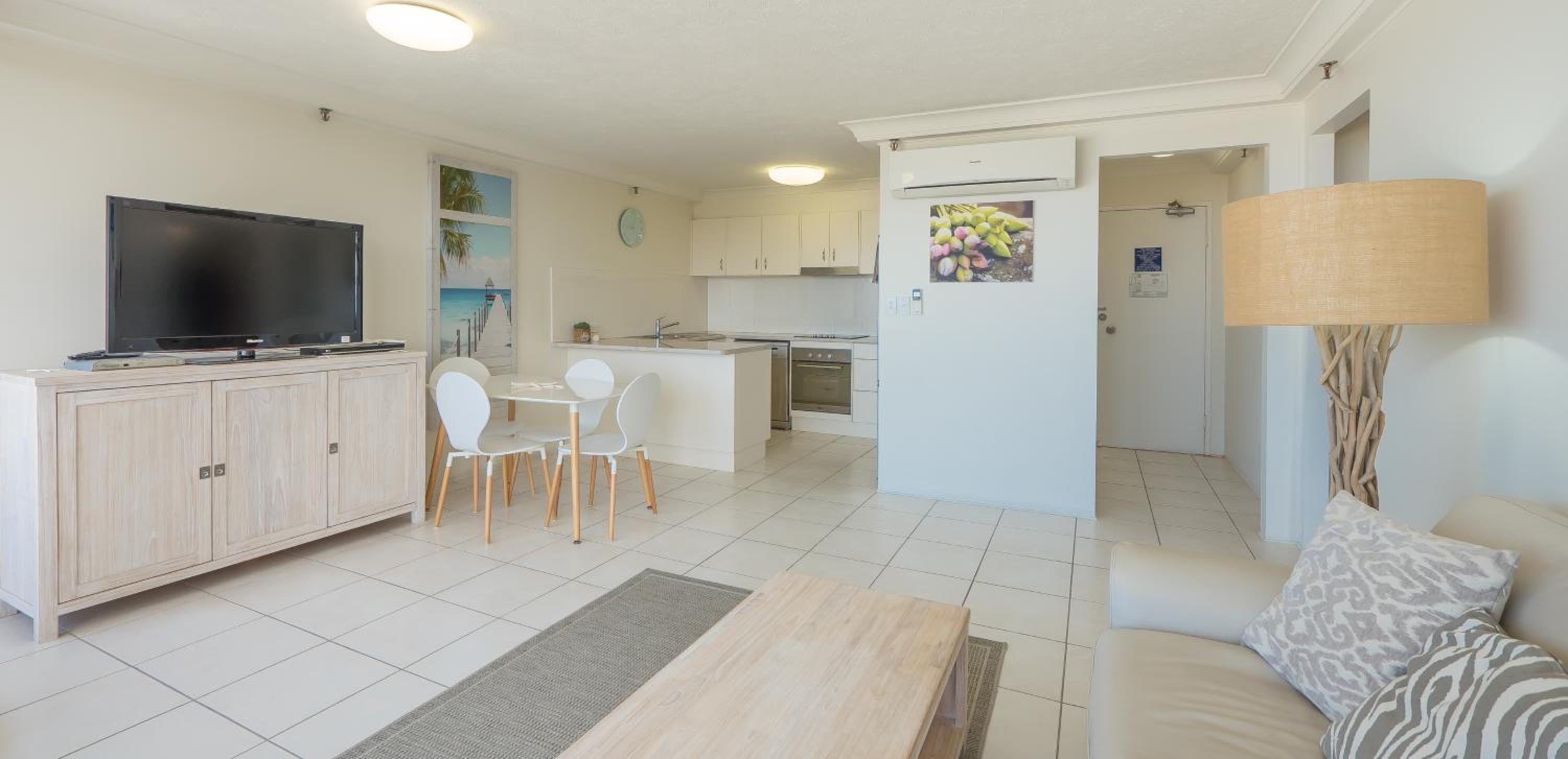 One-Bedroom Apartment with Partial Ocean View