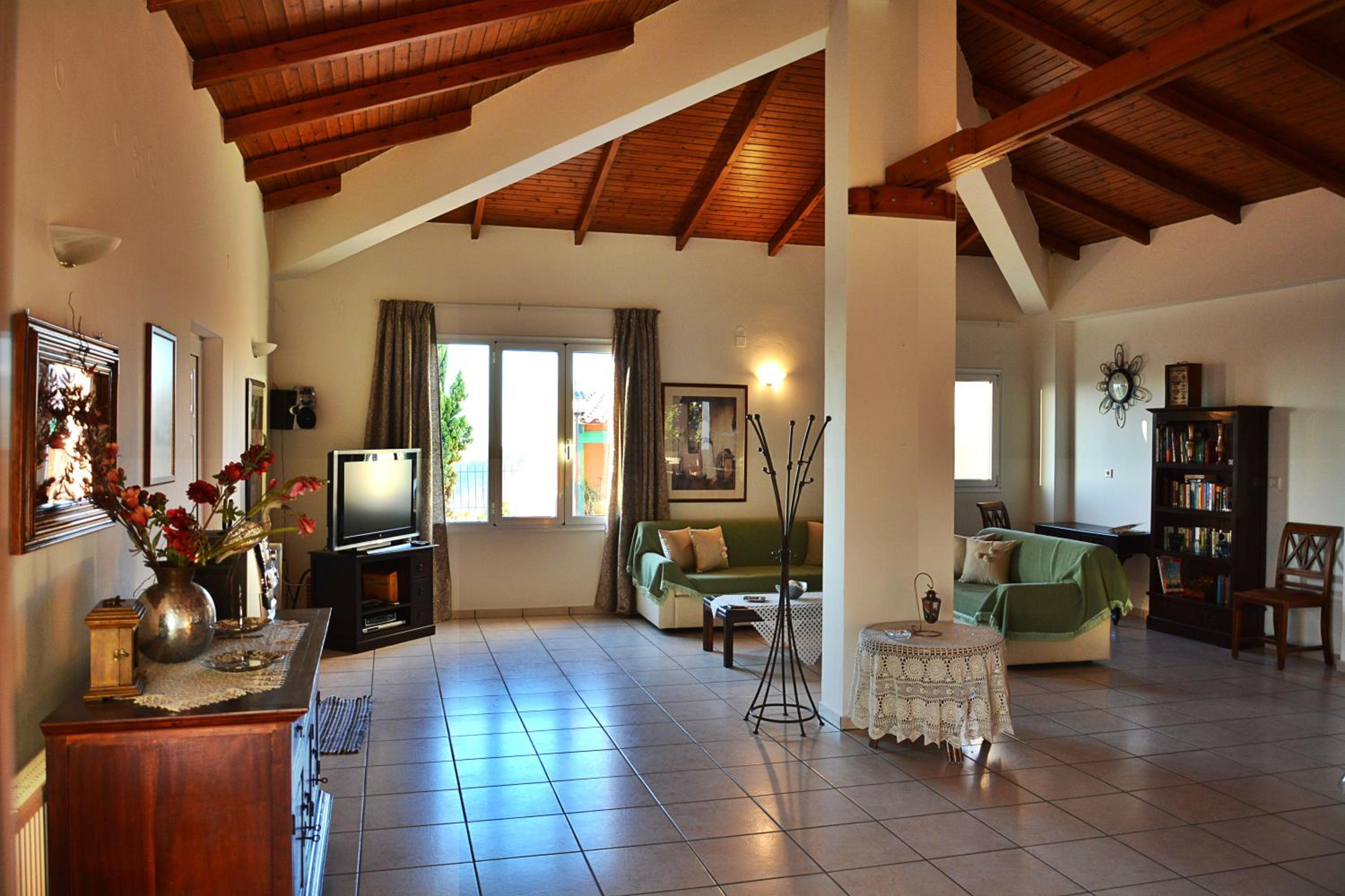 Six-Bedroom Villa 