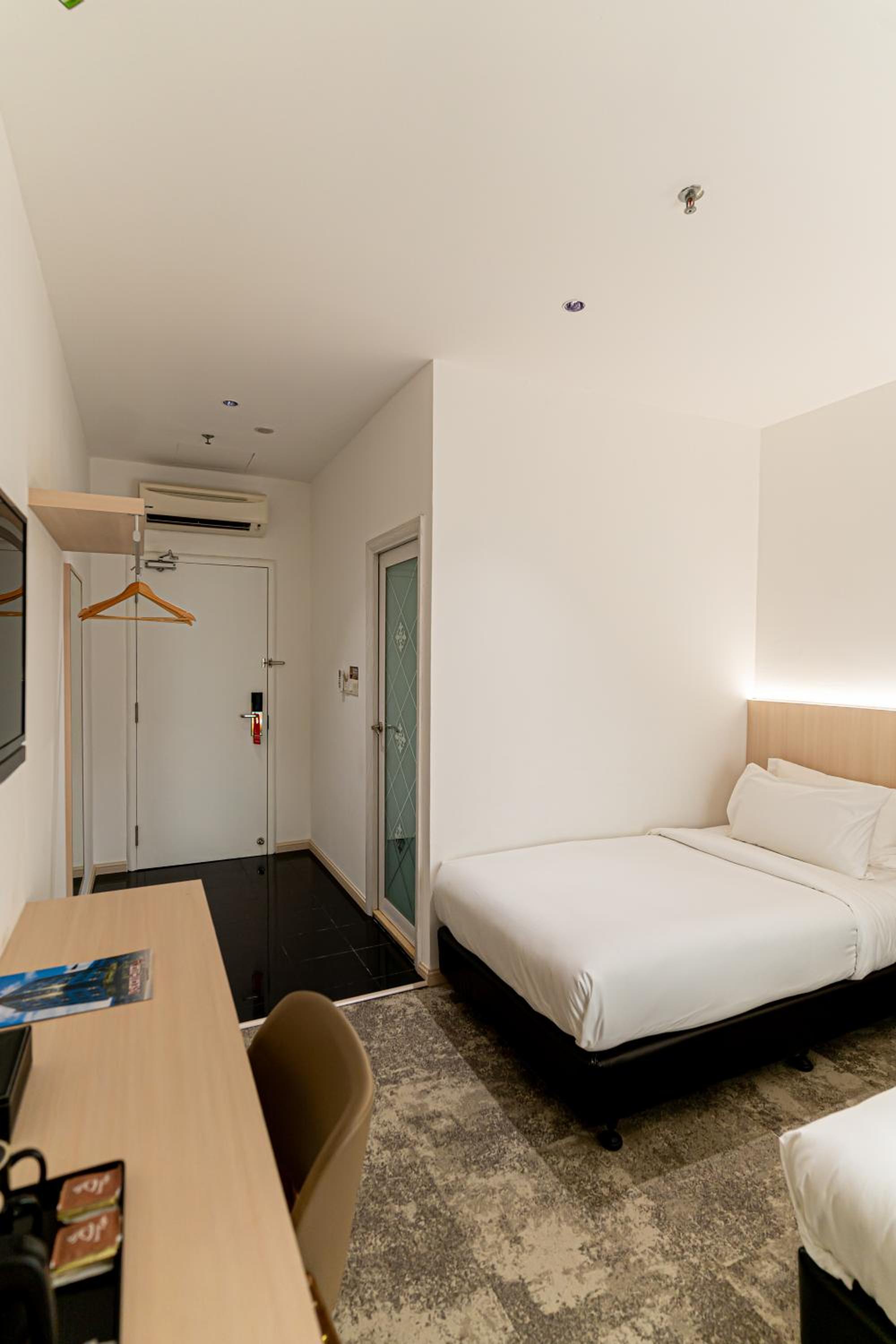 Standard Twin Room - Smoking Room