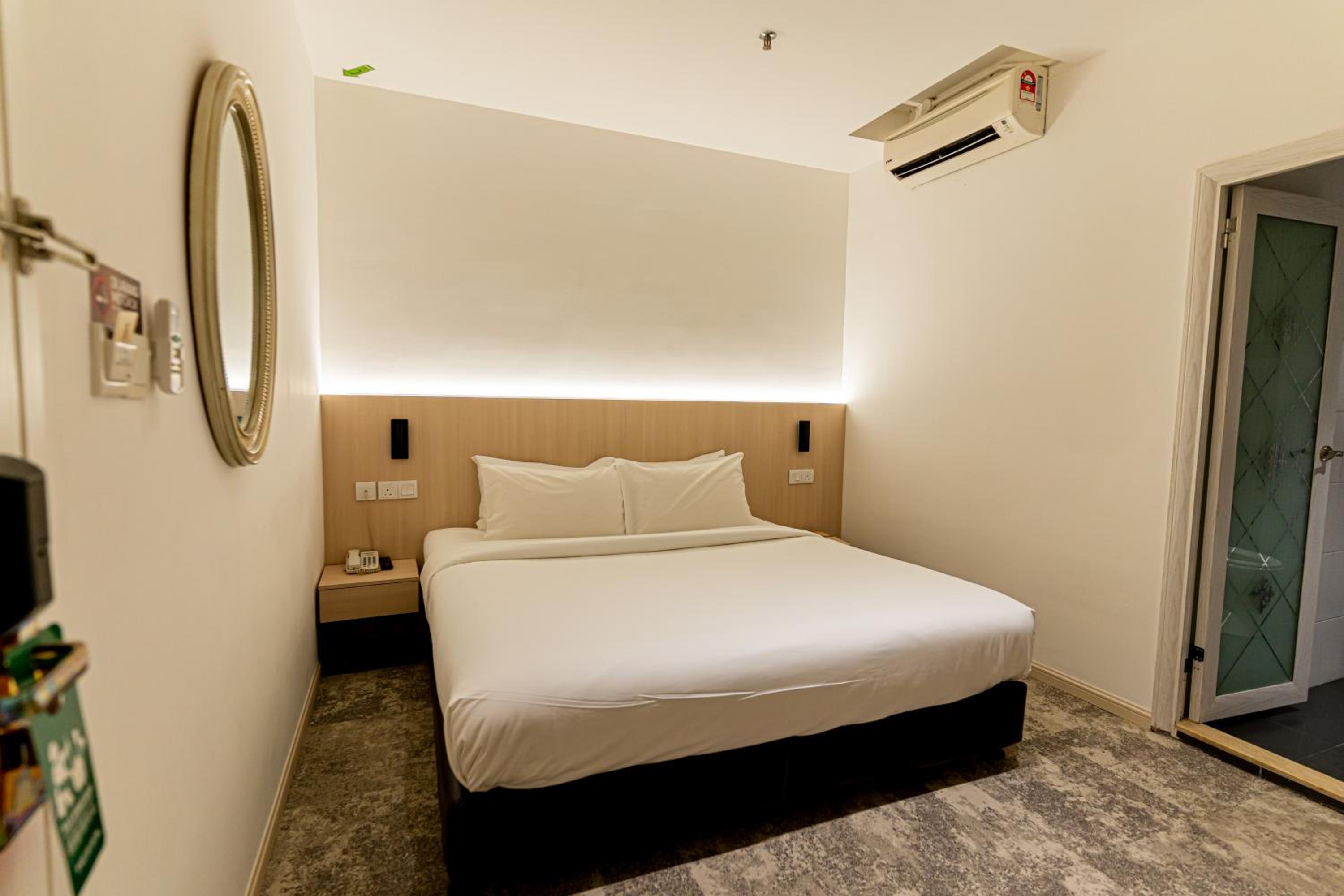 Sakura Double Room - Smoking Room