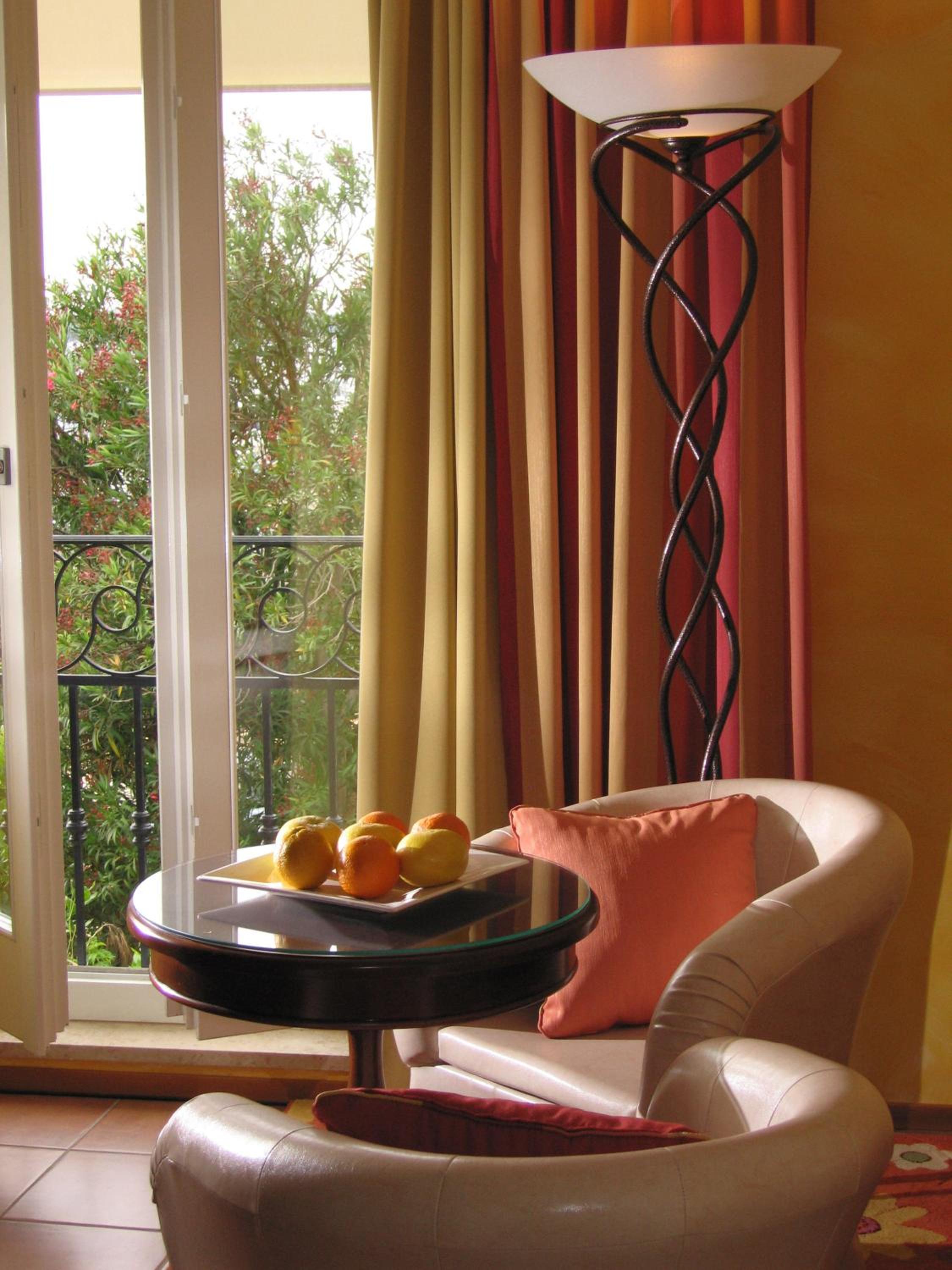 Suite with Terrace and Sea View - with Breakfast In Room - Photo 2