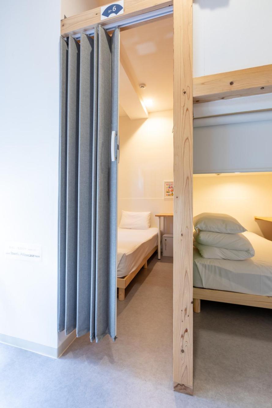 Single Bed in Dormitory Room photo 2