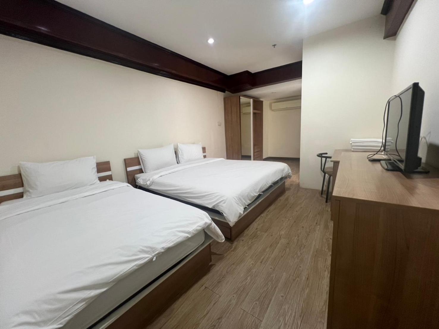 Suite with Balcony photo 3