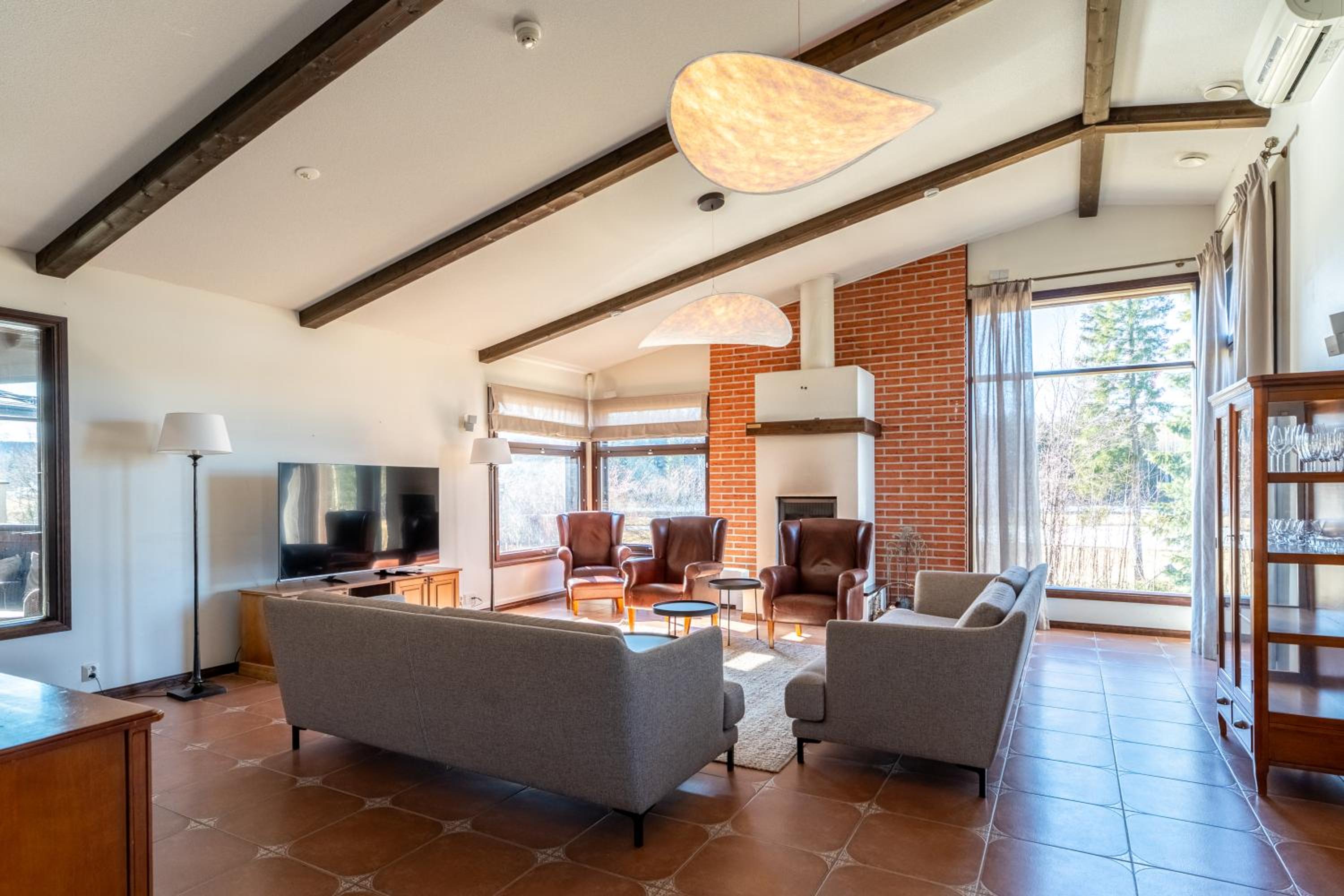 Superior Villa photo 1