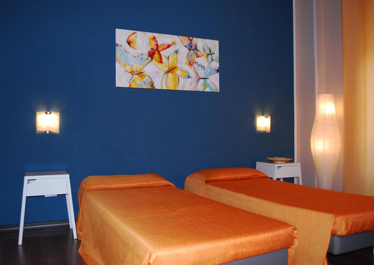 Double or Twin Room with Private Bathroom