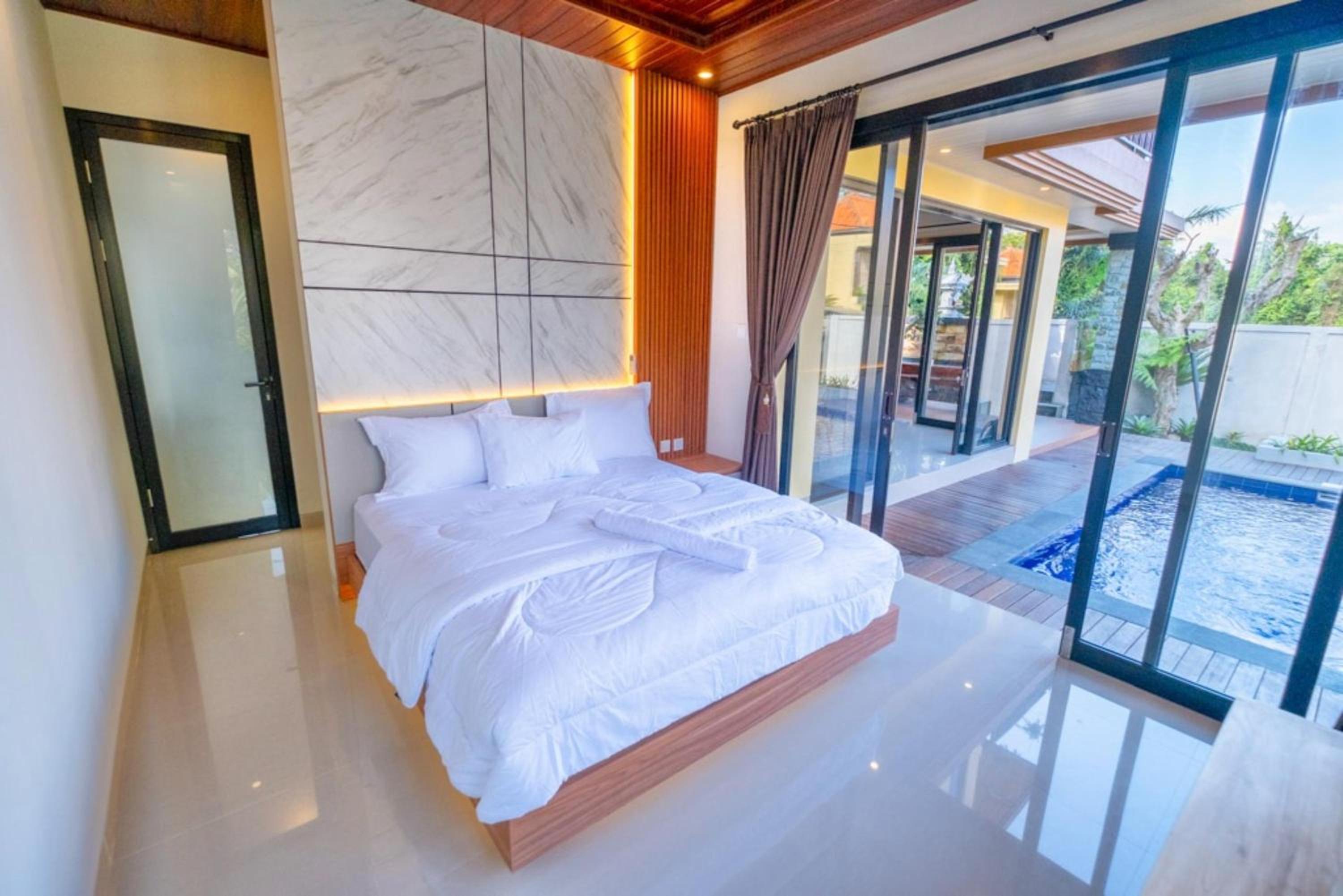 Three-Bedroom Villa photo 3