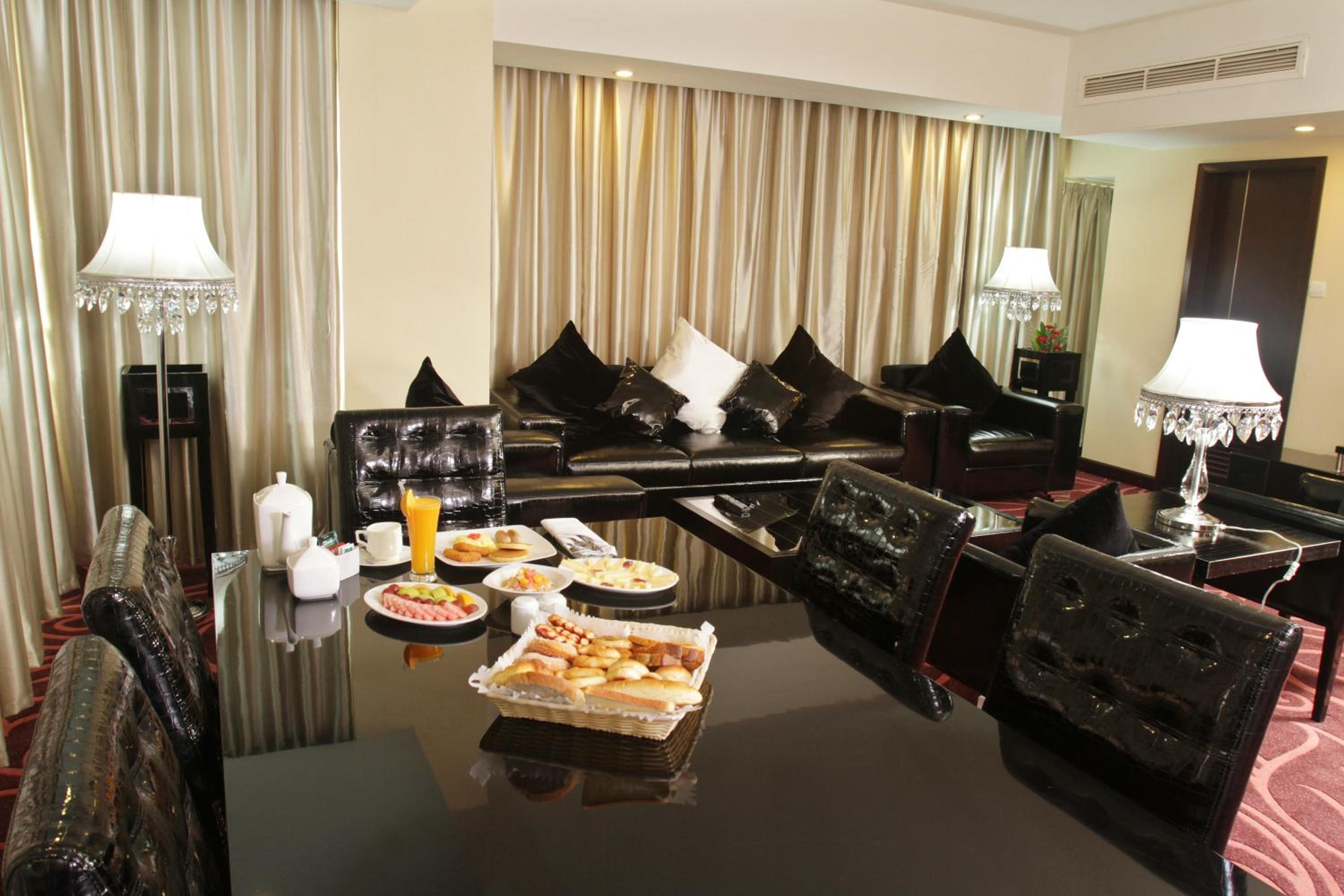 Presidential Suite photo 1
