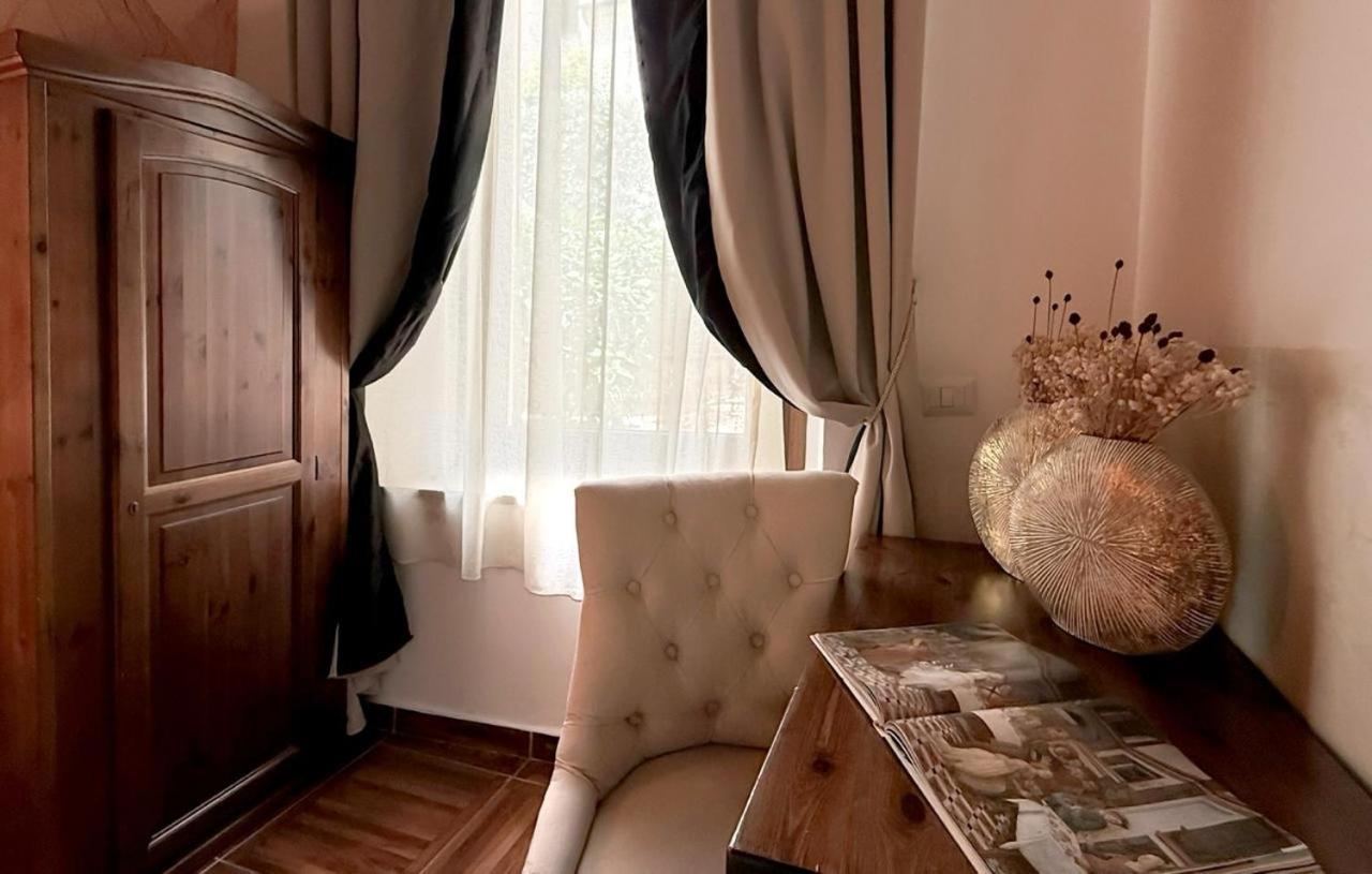 Family Room with Garden View photo 2