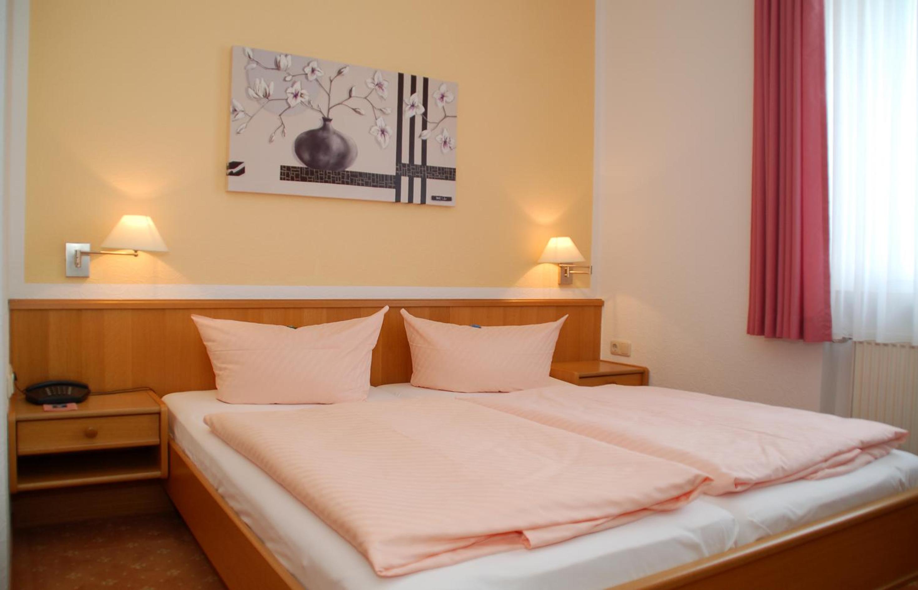 Double Room - Photo 1