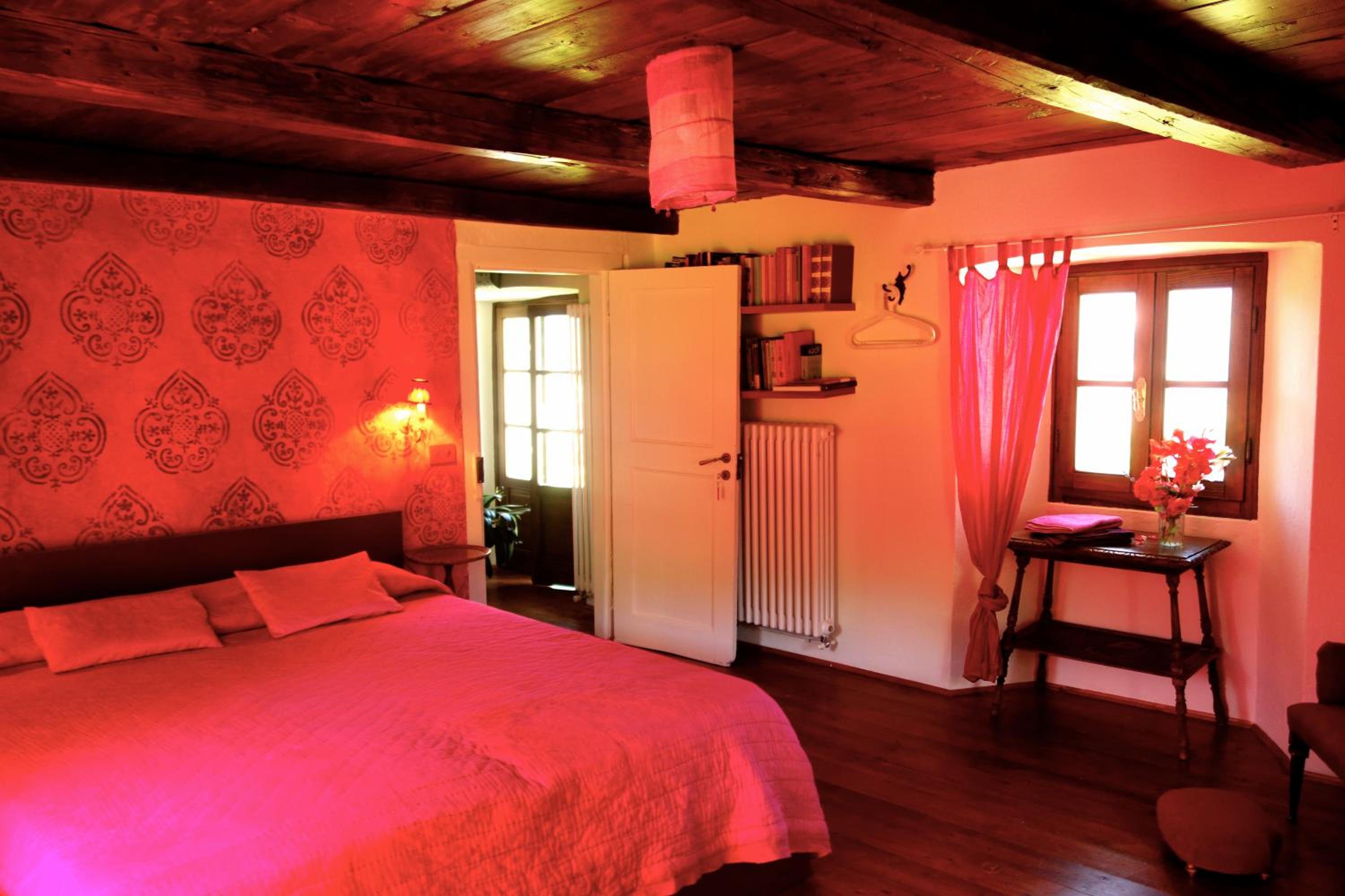 Double Room with Shared Bathroom photo 1