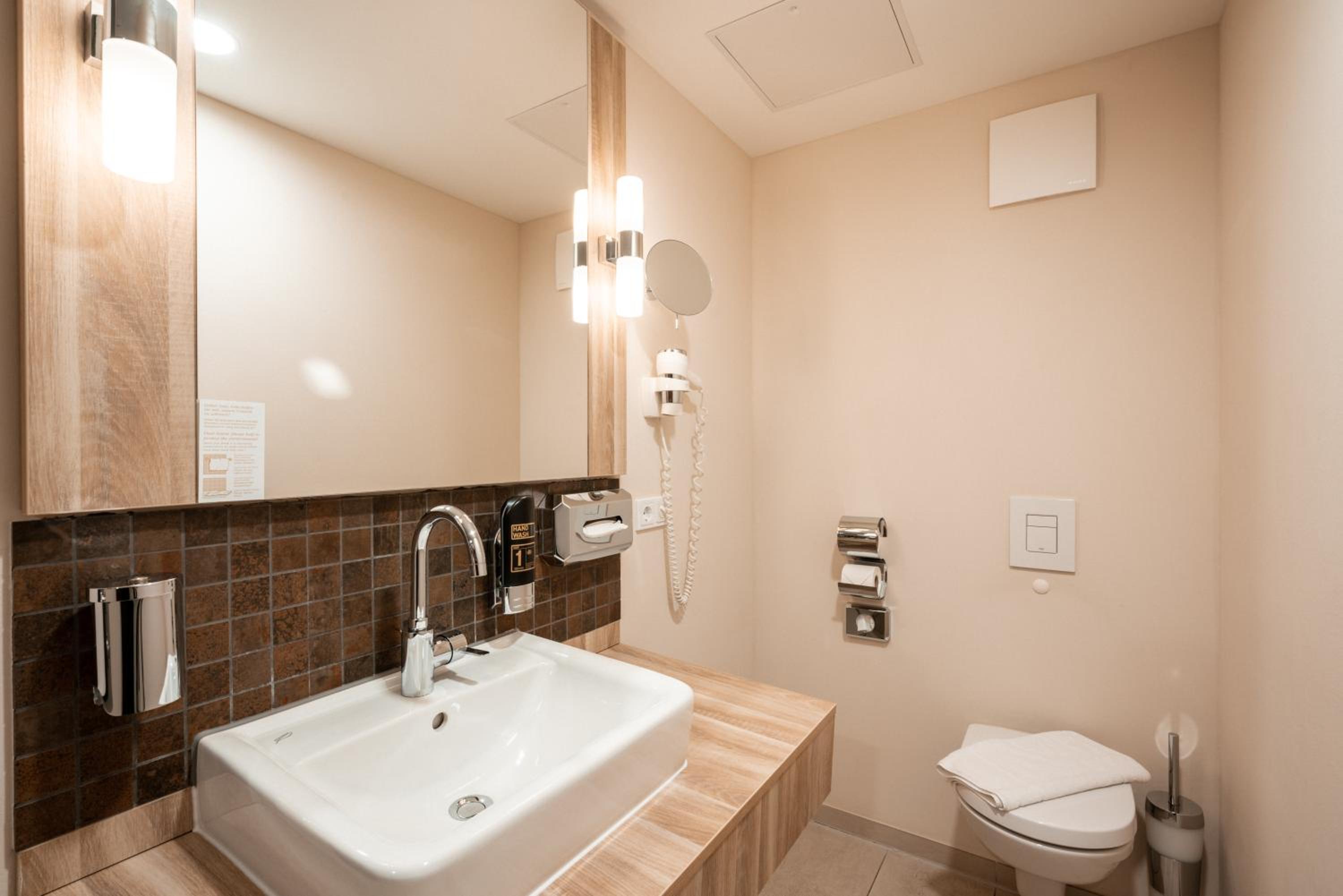 Single Room photo 1