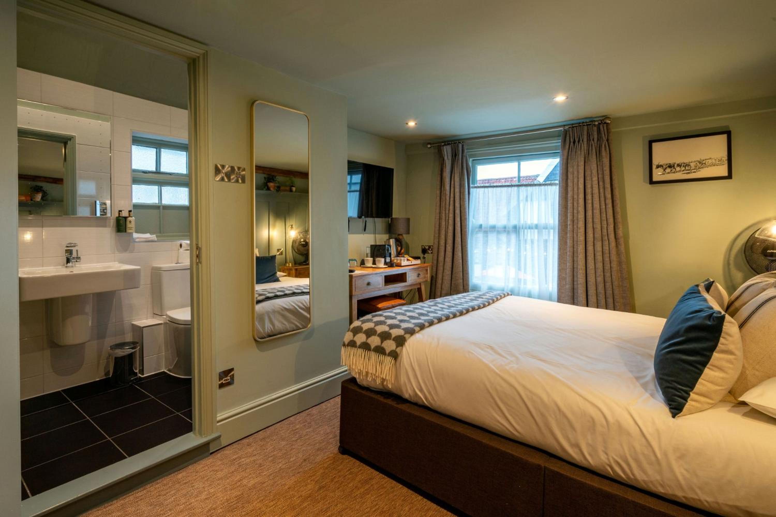 Small Double Room