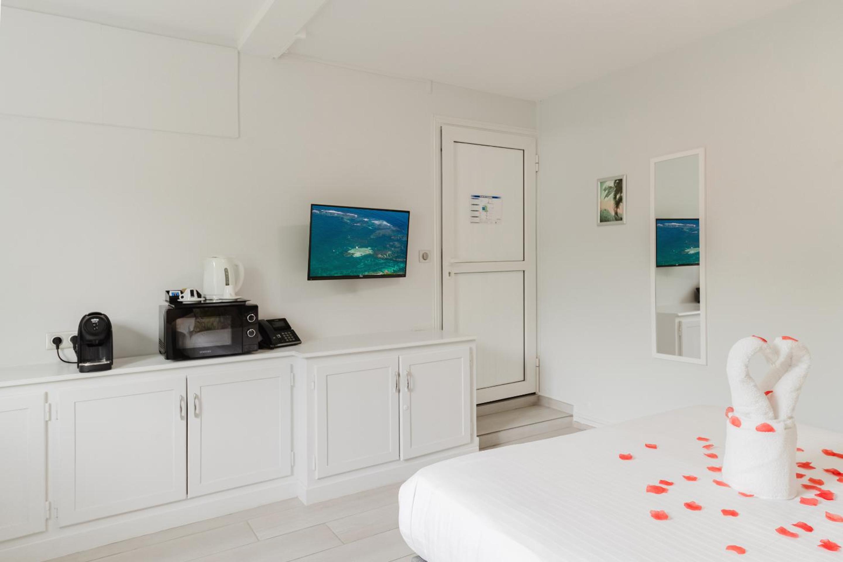 Standard Double Room photo 2