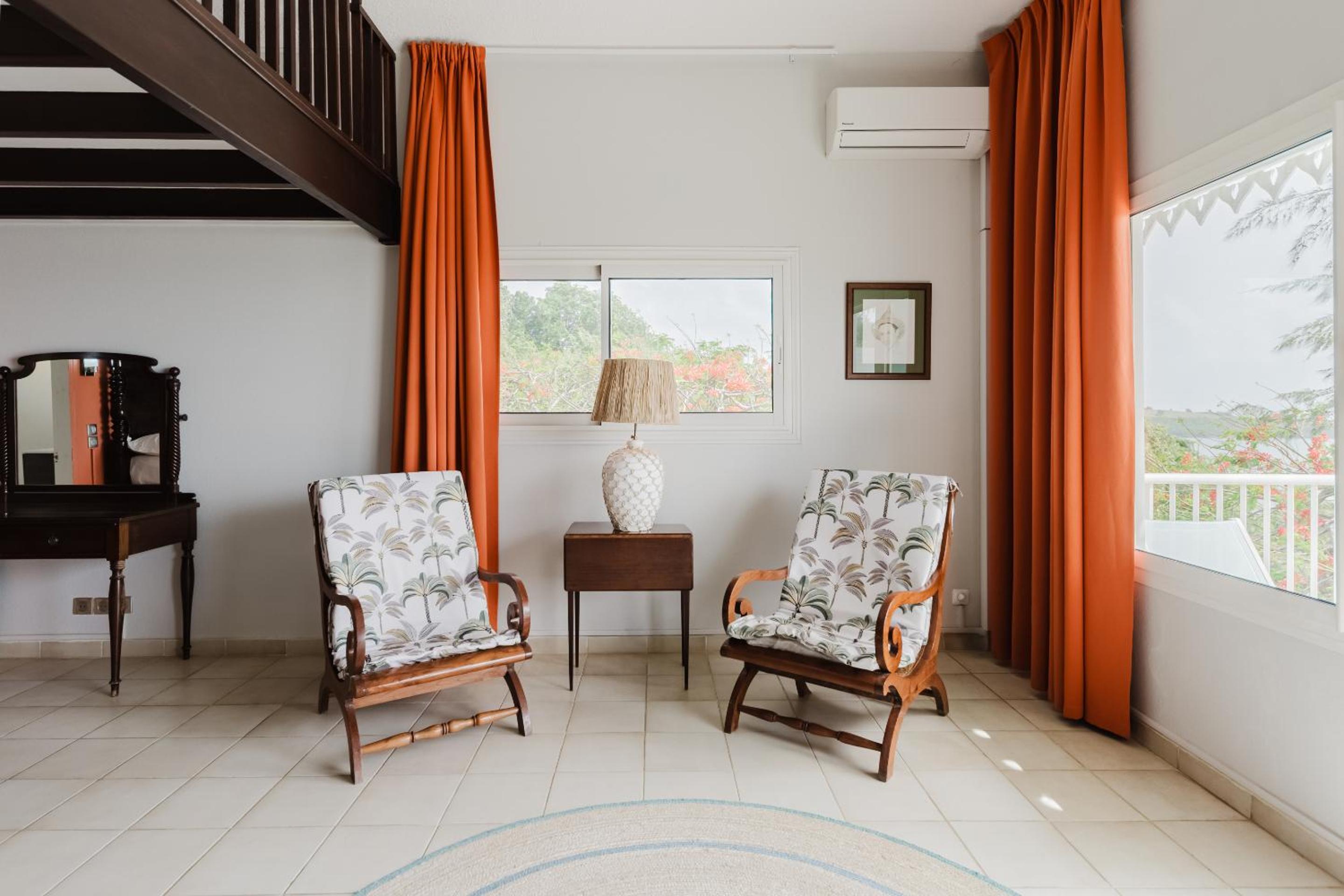 Family Room with Sea View - Photo 4