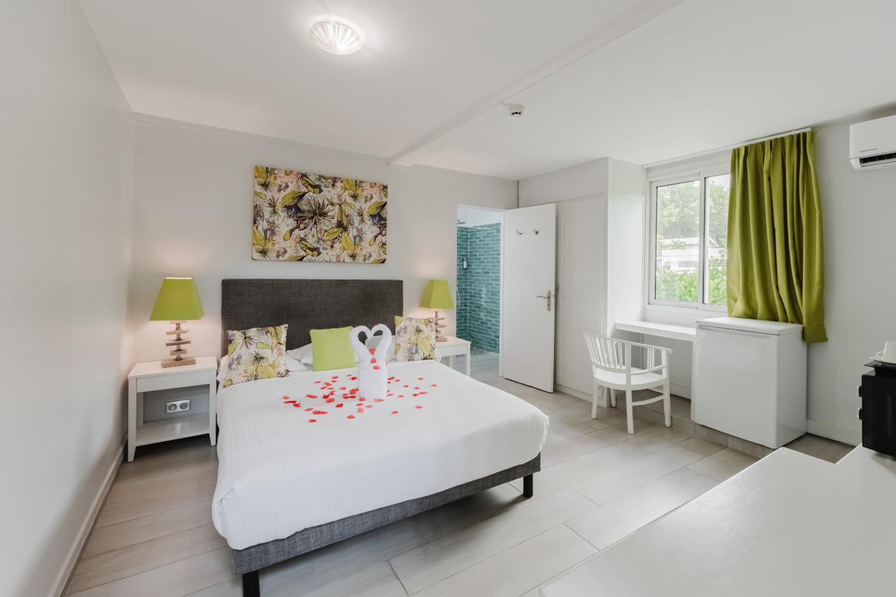 Standard Double Room photo 3