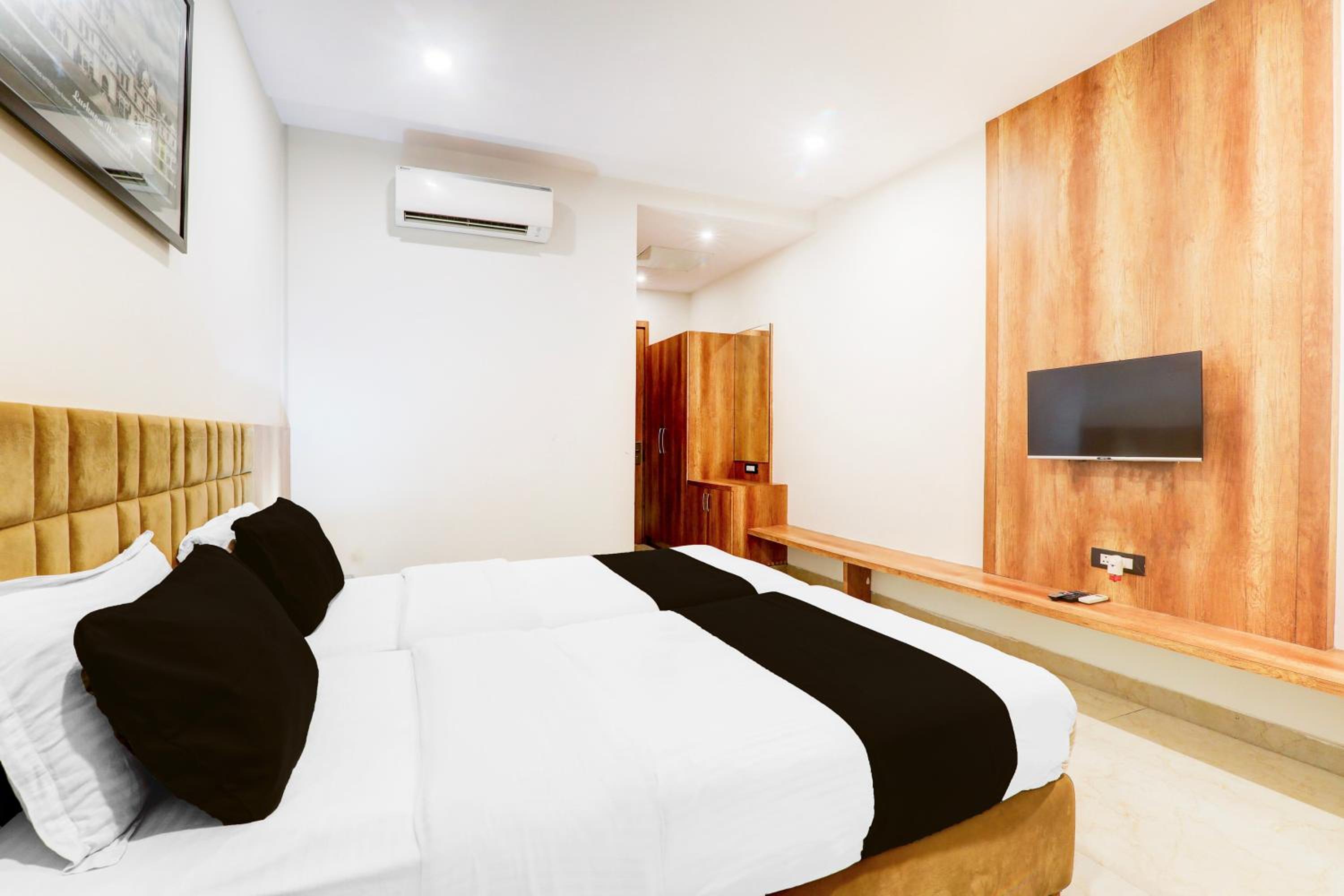 Classic Triple Room - Photo 10
