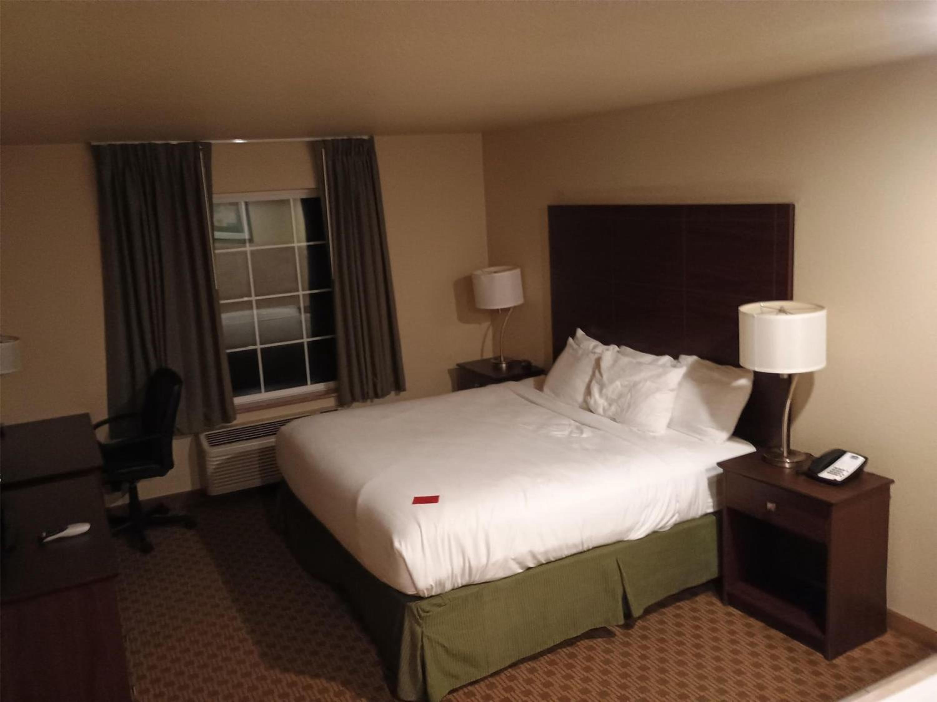 King Room - Disability Access/Non-Smoking photo 1