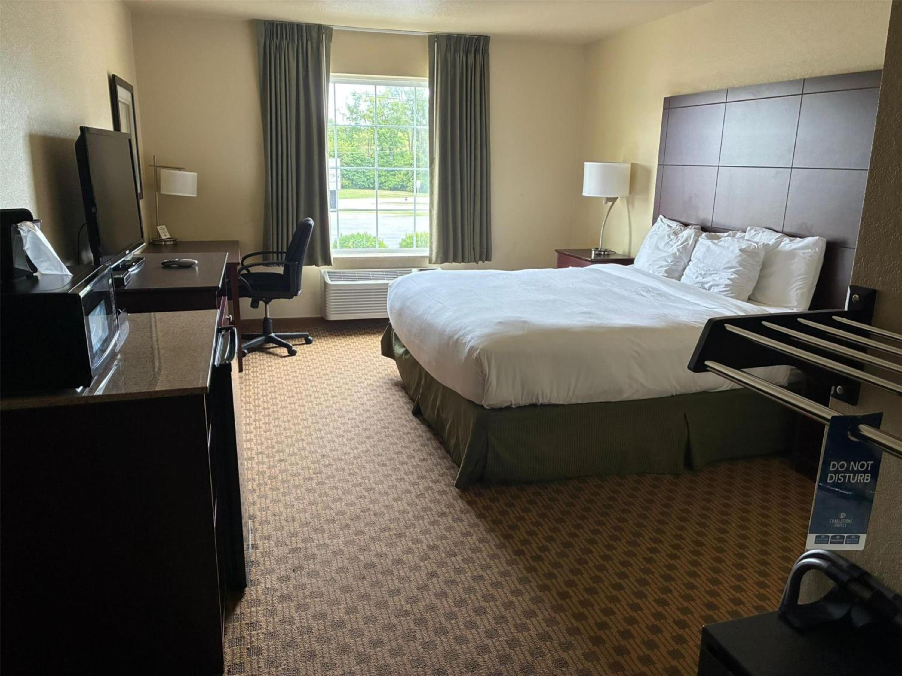 King Room - Disability Access/Non-Smoking photo 2