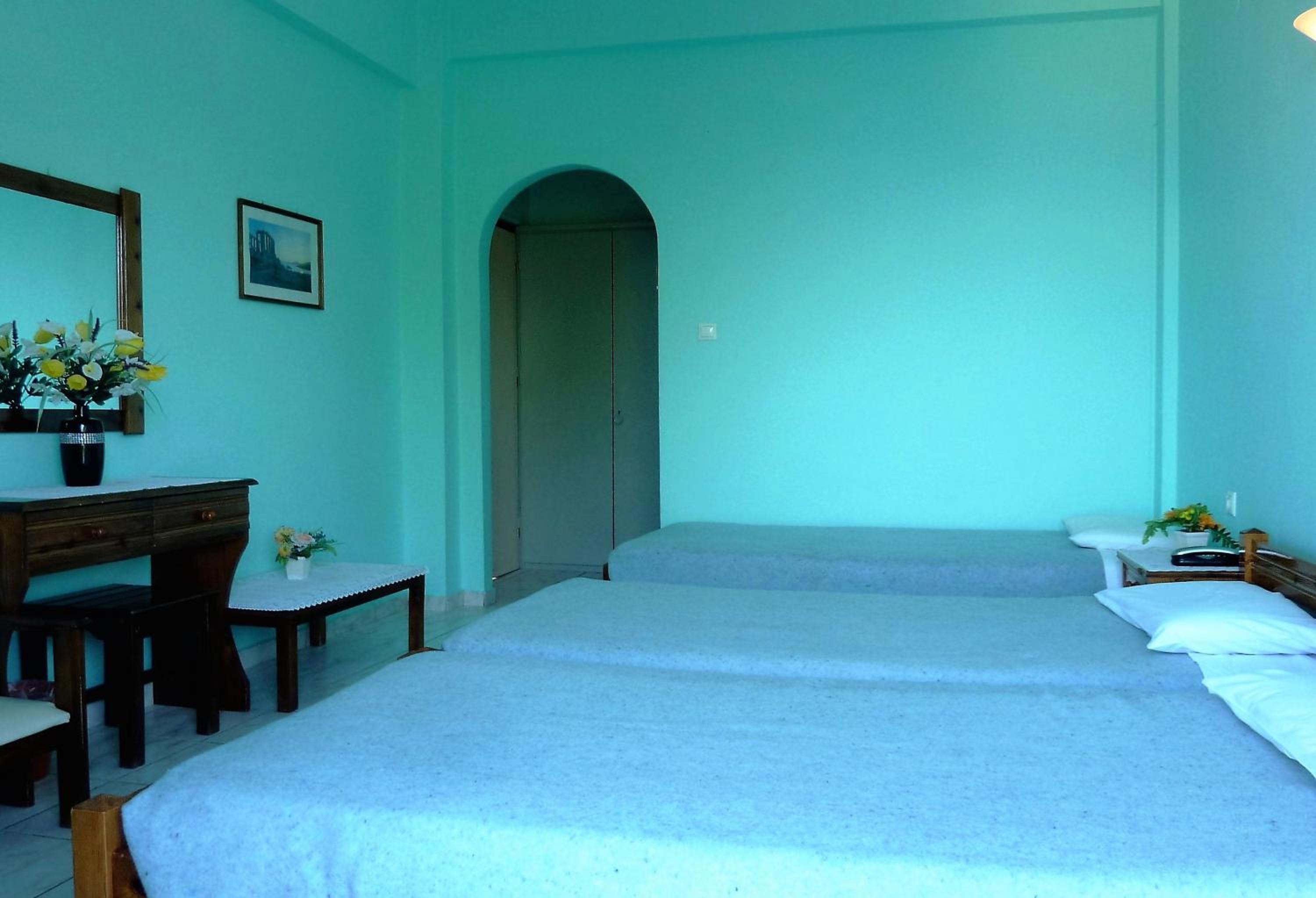 Triple Room - Photo 1