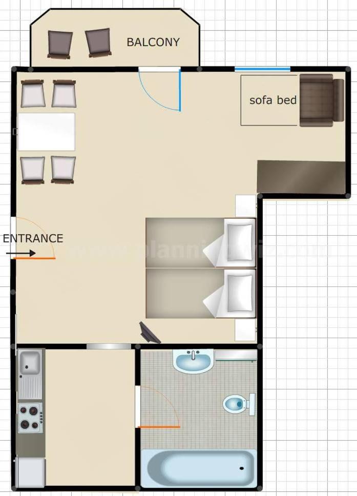 Studio with Balcony (3 Adults) photo 3