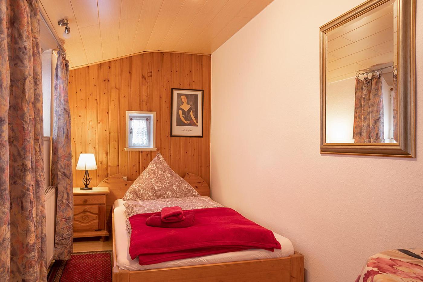 Single Room photo 1