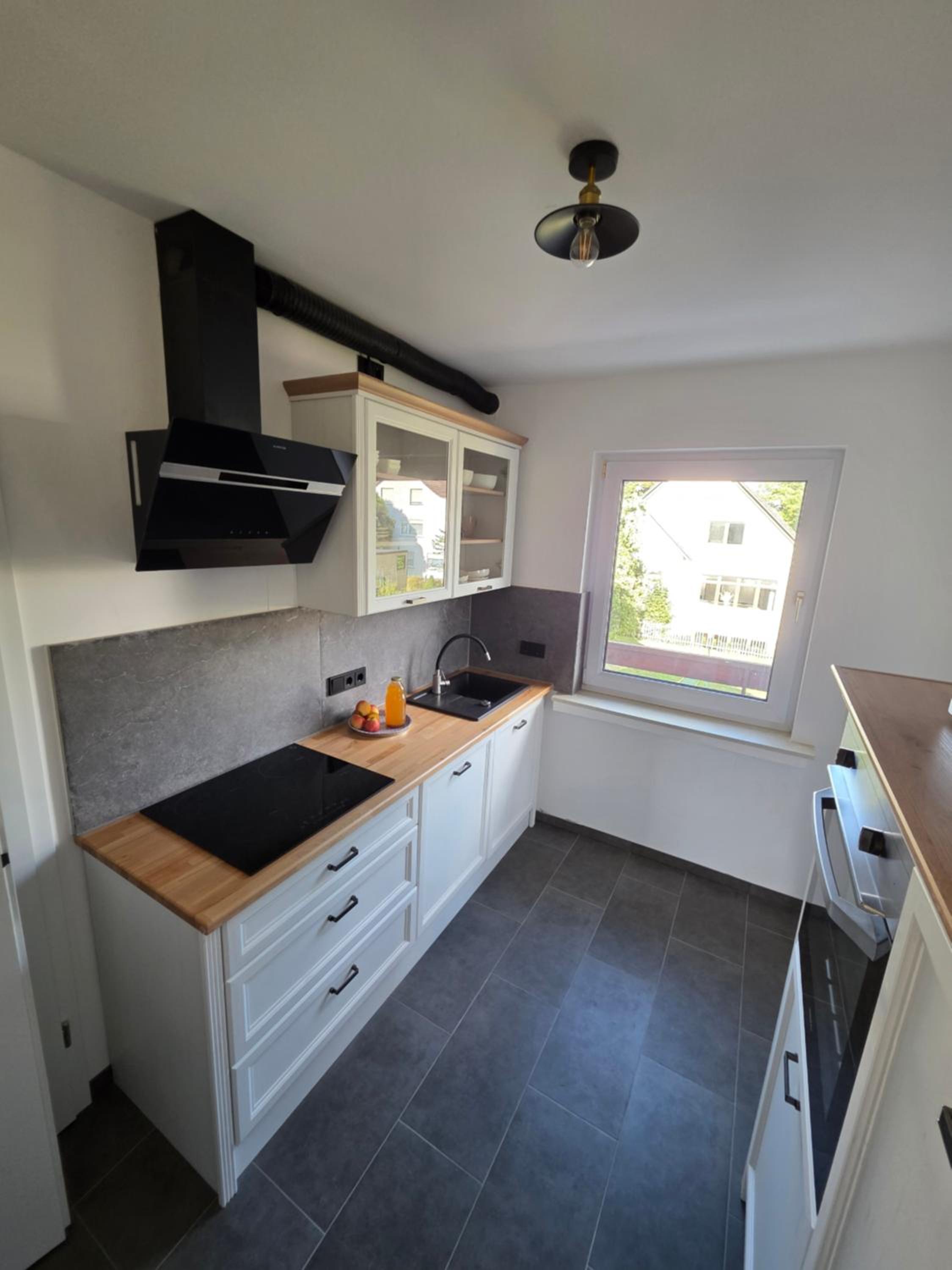 Two-Bedroom Apartment with Balcony photo 3