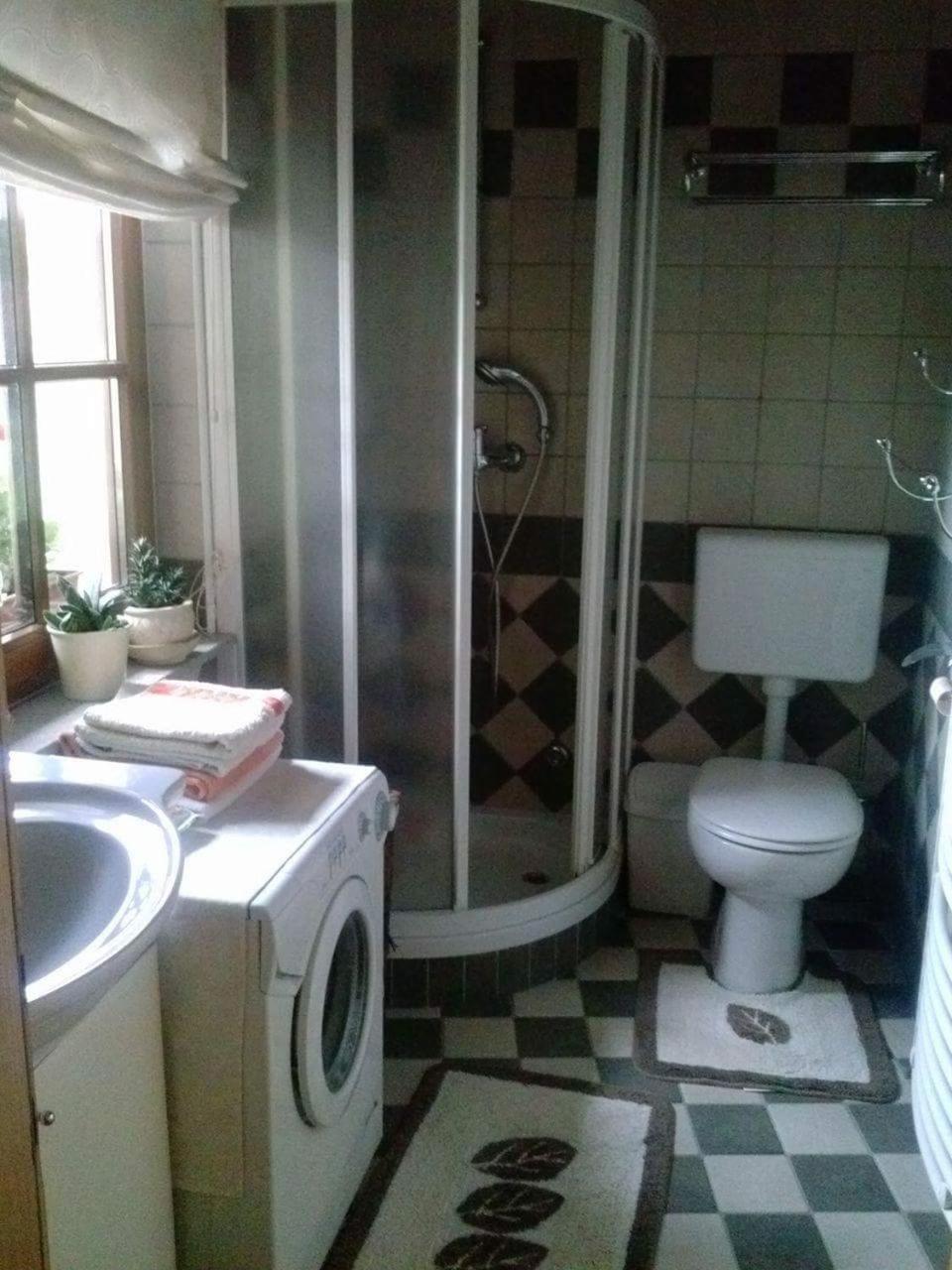 Two-Bedroom House - Photo 42