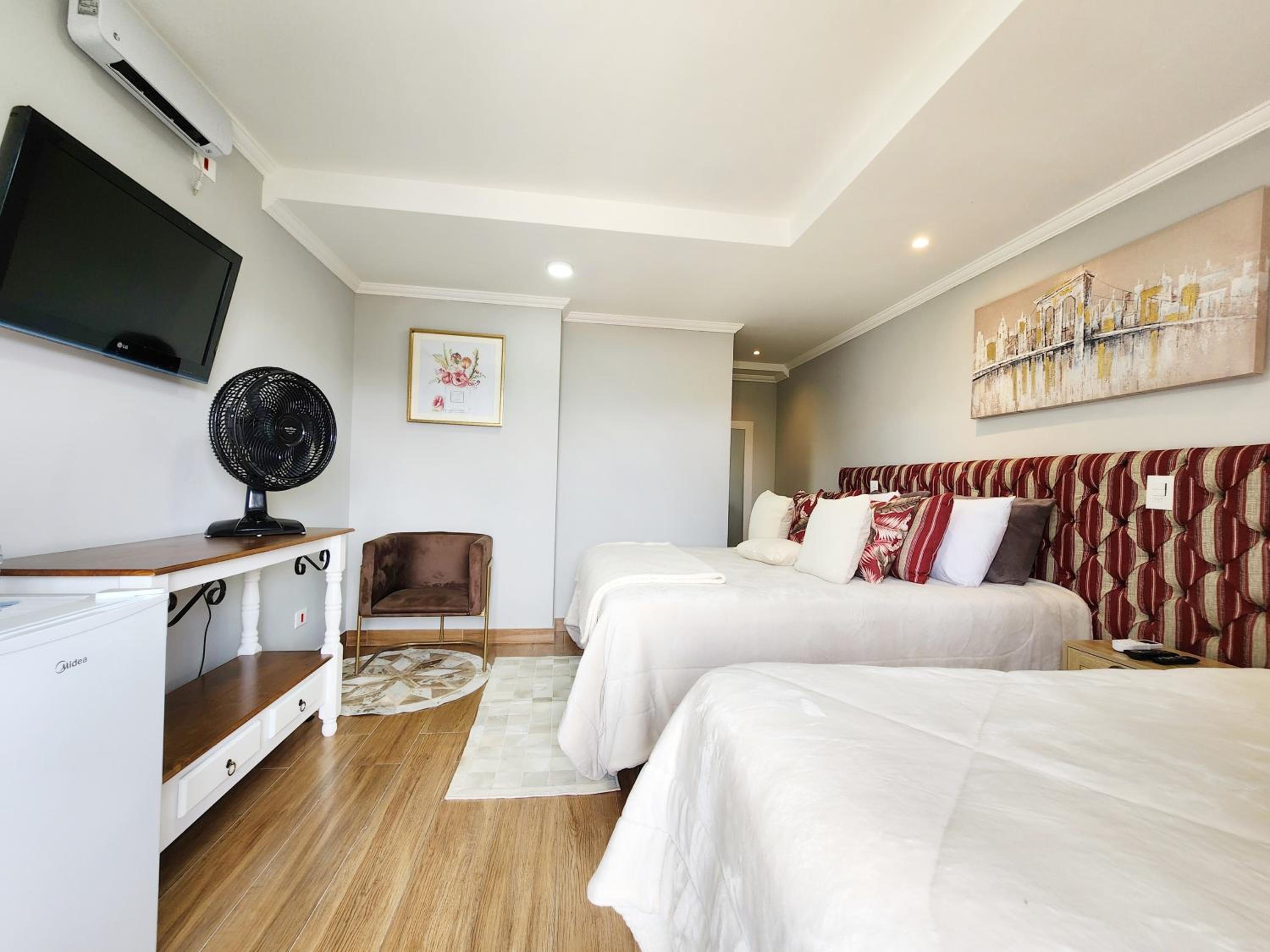 Standard Triple Room photo 2