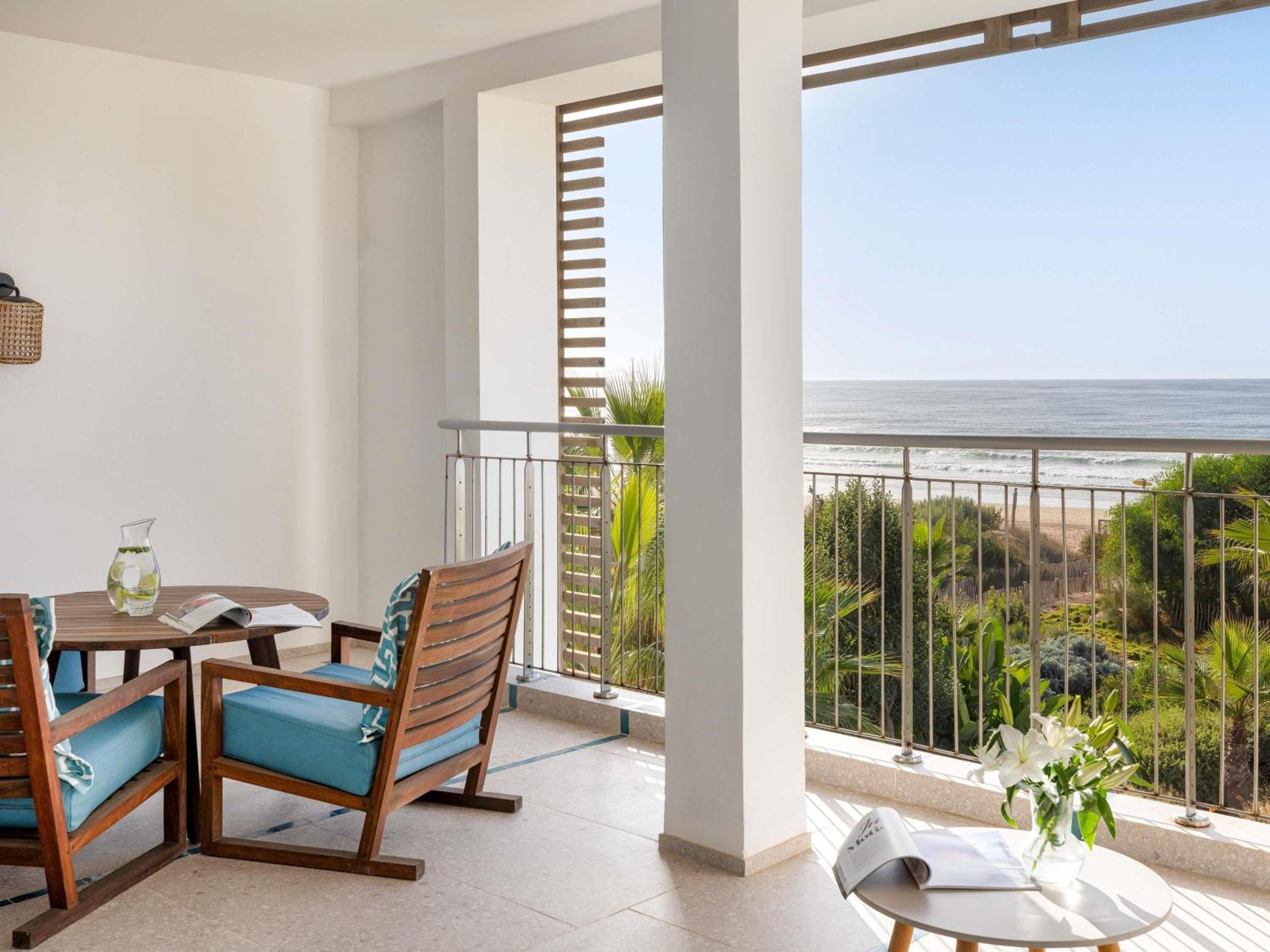 Prestige Queen Room with Panoramic Sea View - Photo 1