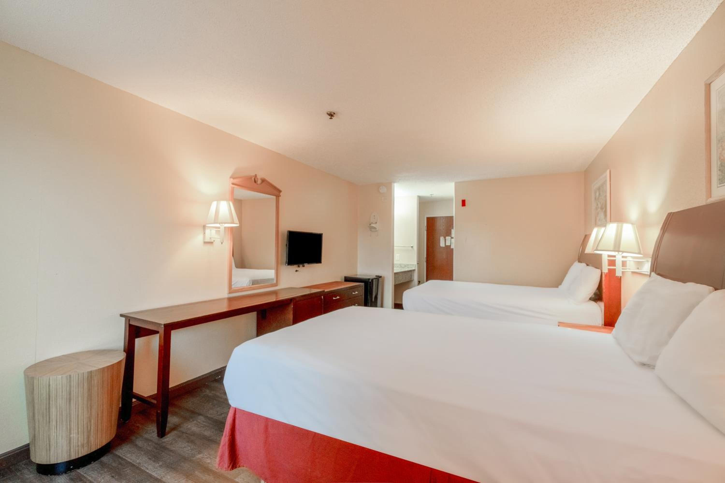 2 Full Bed with kitchenette Non-Smoking photo 1