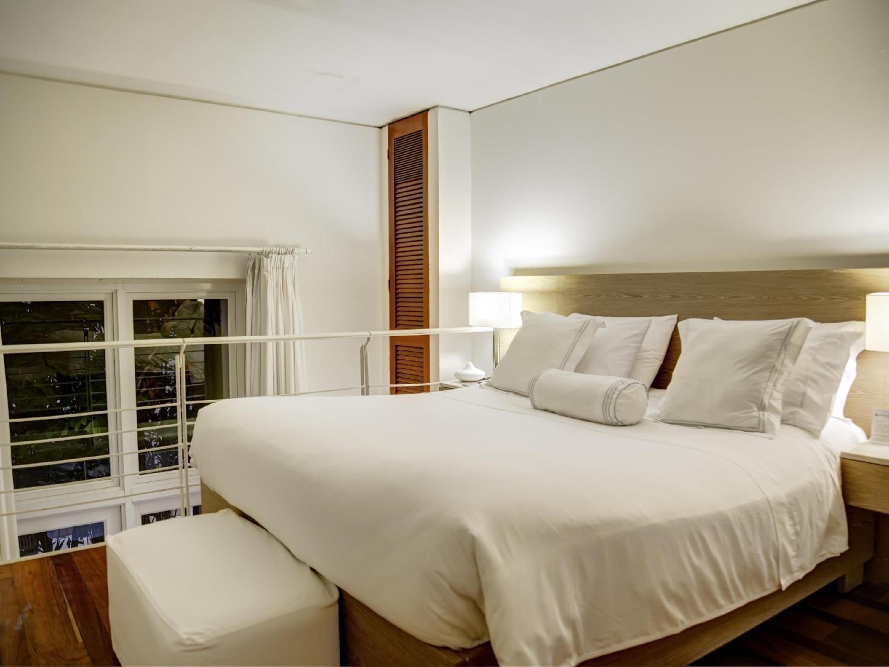 Family Duplex Queen Suite - Photo 3