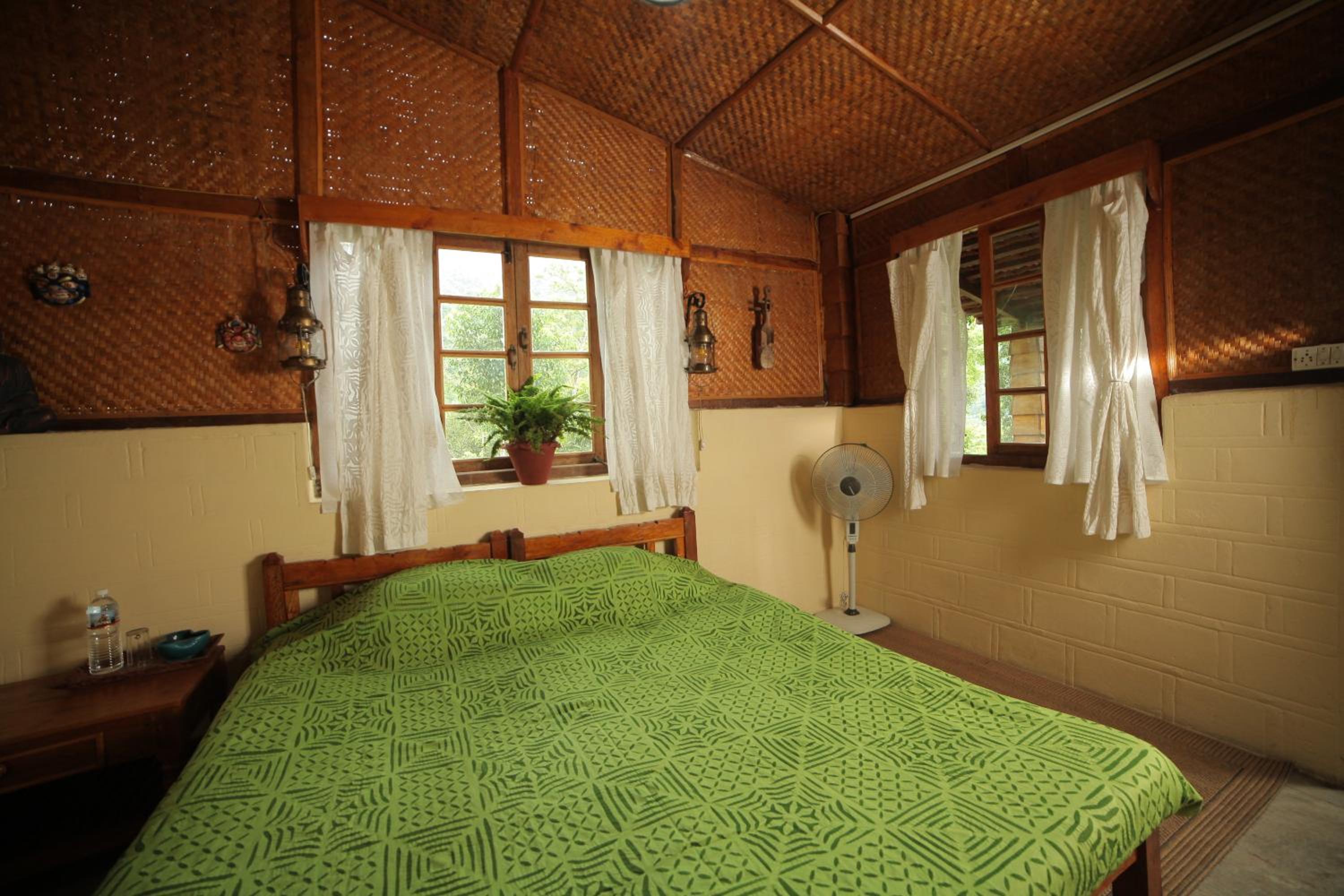 Deluxe Double or Twin Room with Balcony - Photo 12