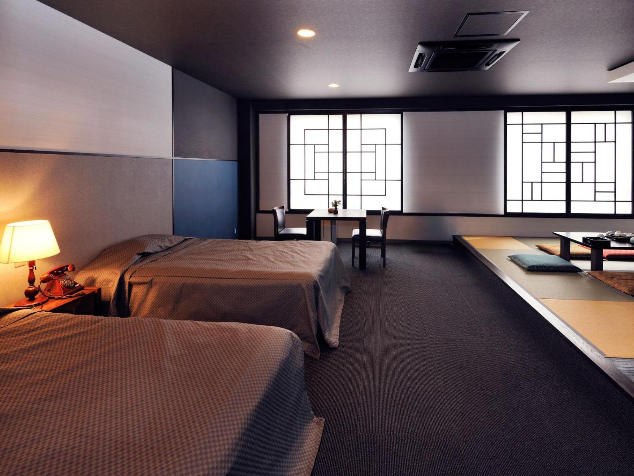 Suite with Tatami Area and No View - Smoking - Photo 1