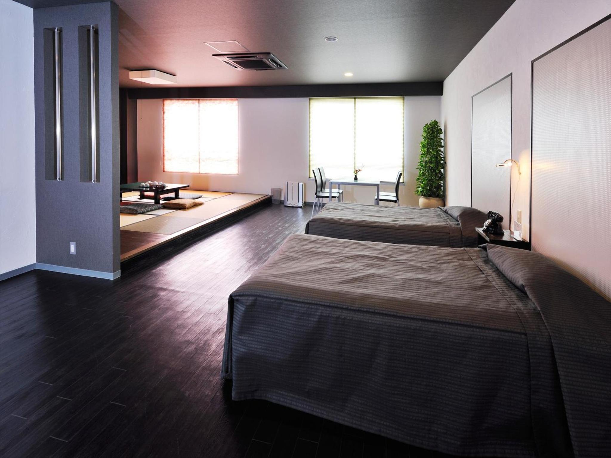 Suite with Tatami Area and City View - Smoking