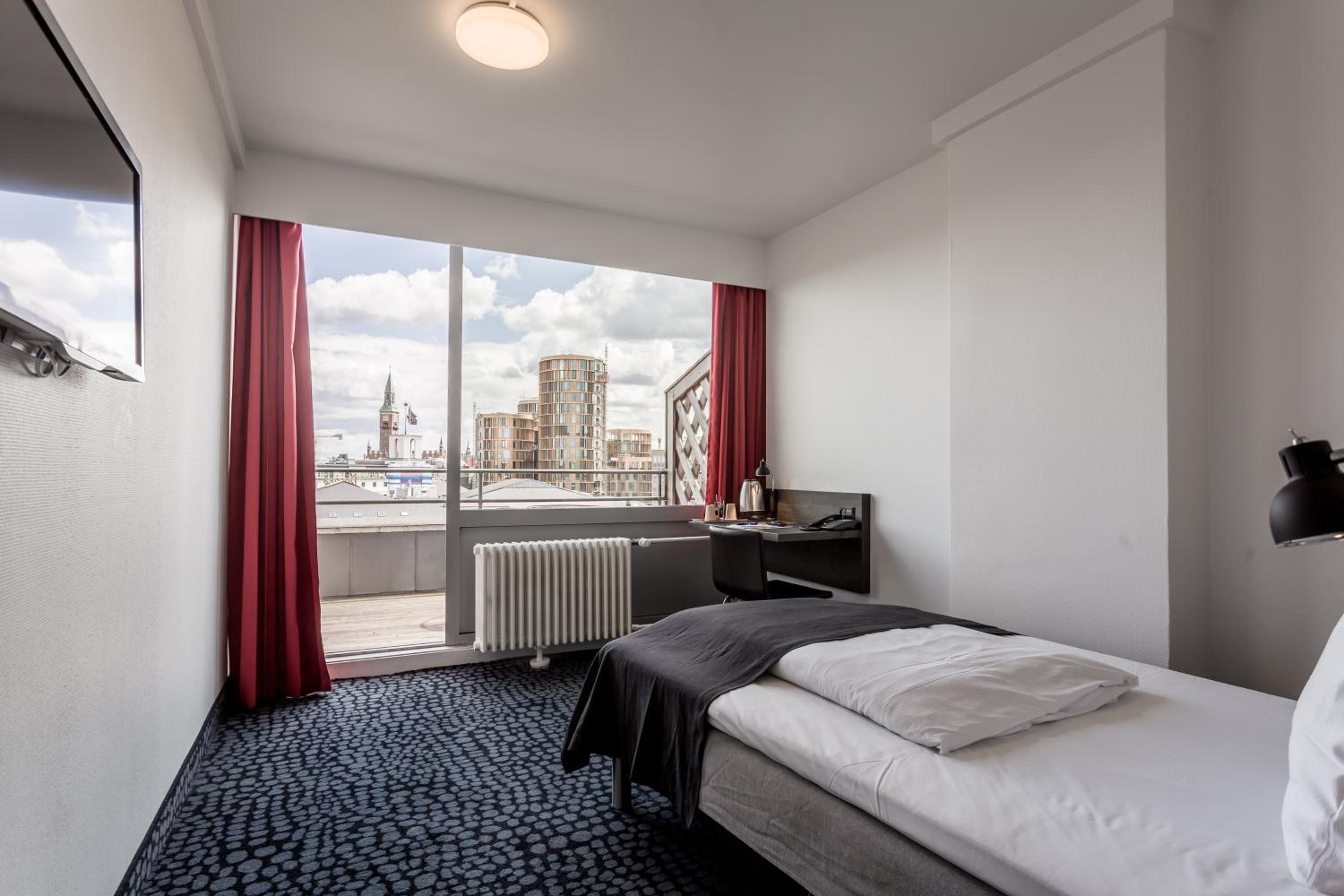 Classic Single Room