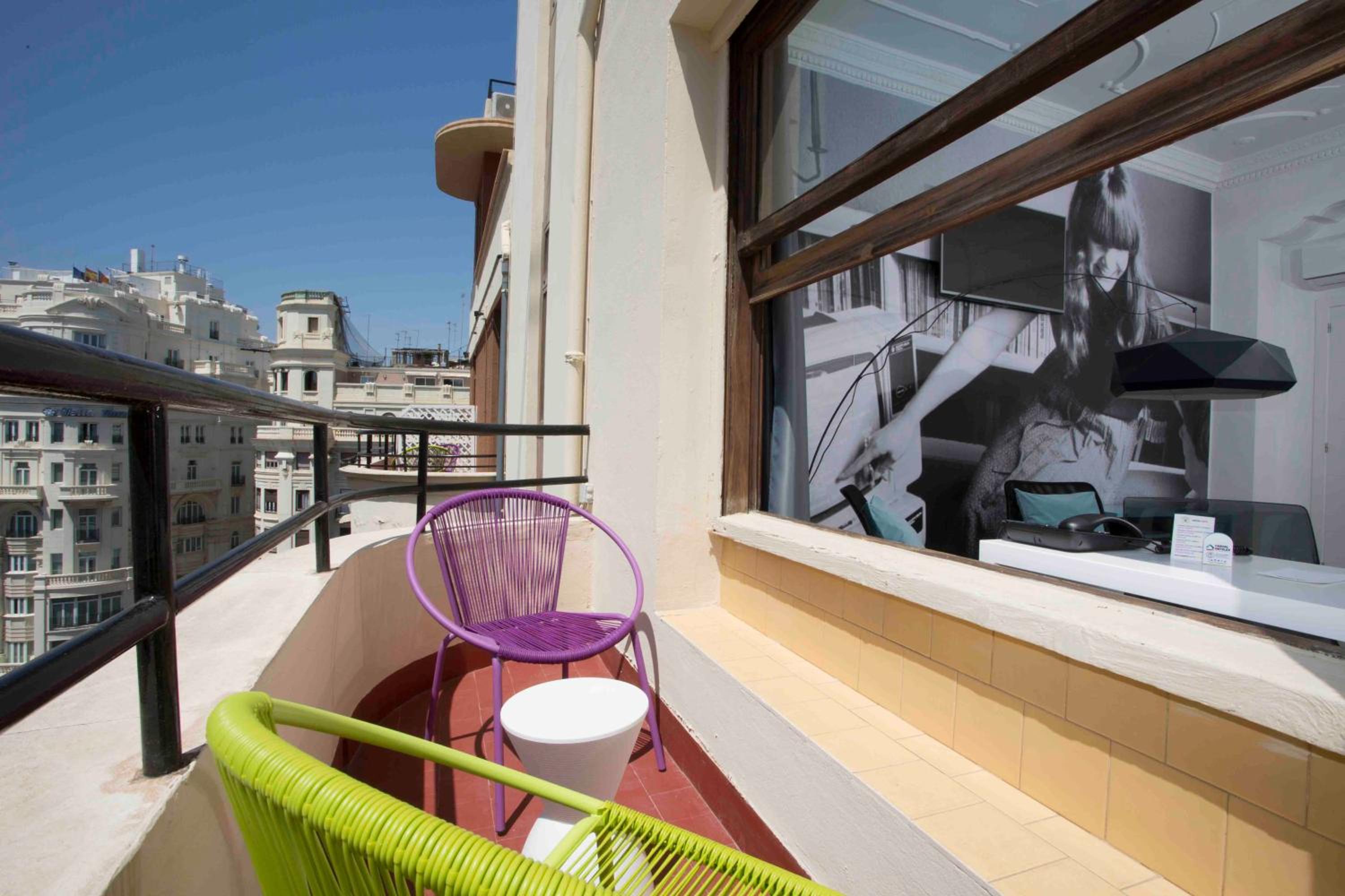 Twin Room with Balcony