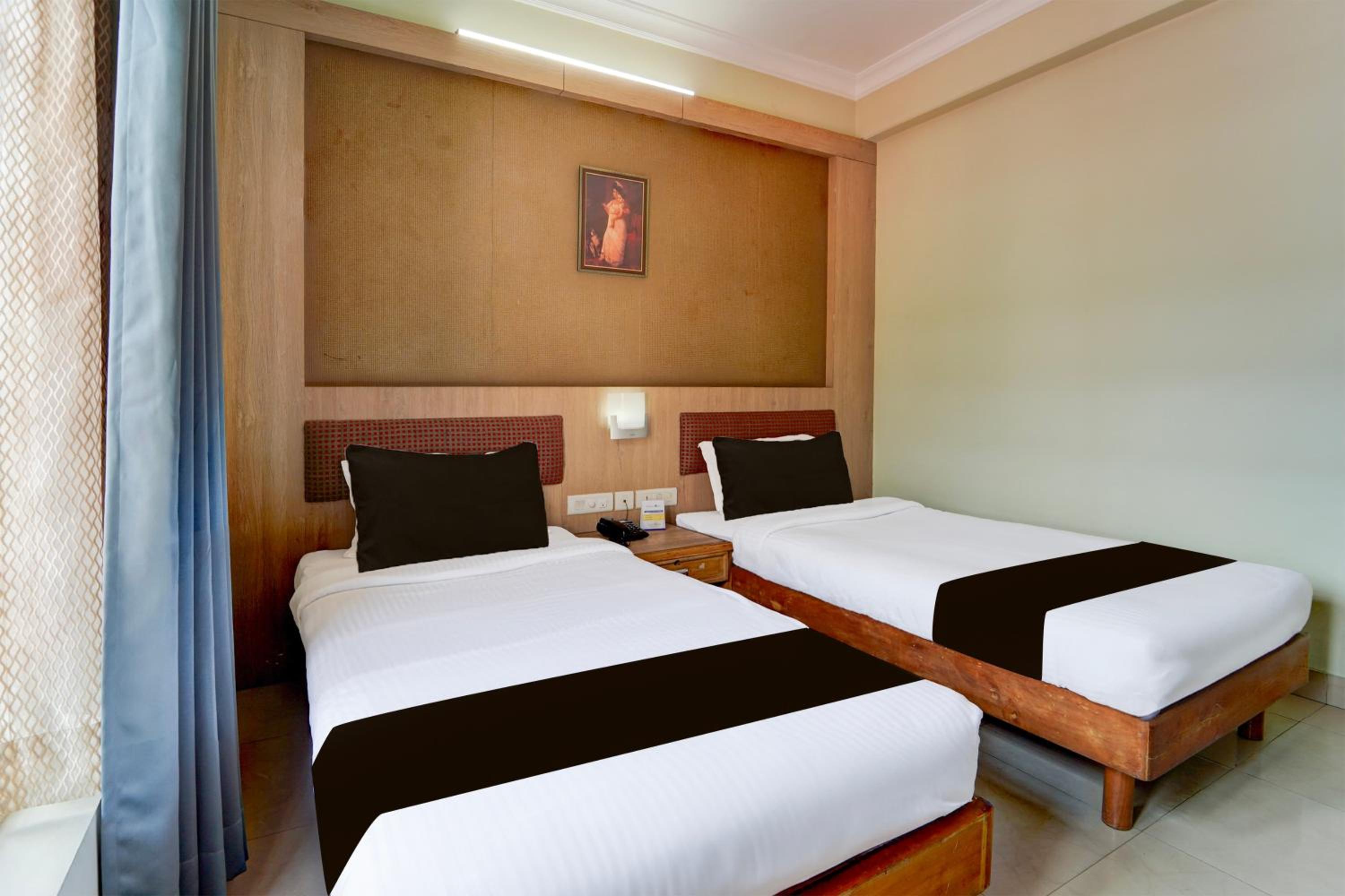 Deluxe Triple Room photo 2