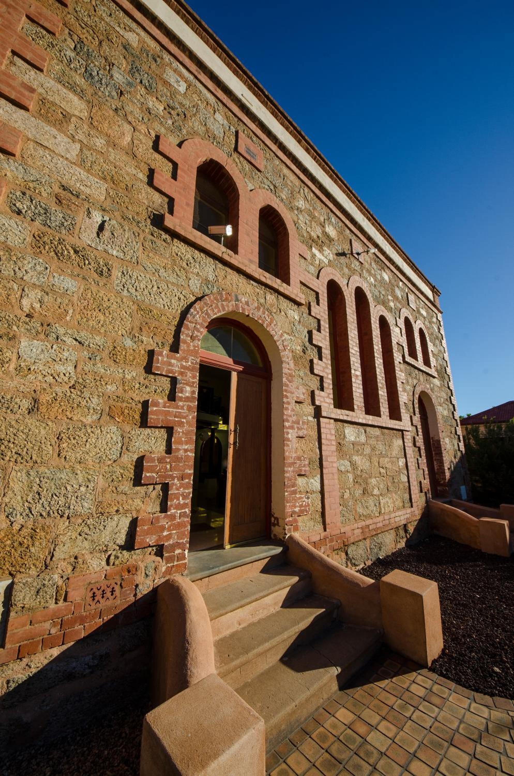 Outback Church Suite photo 2