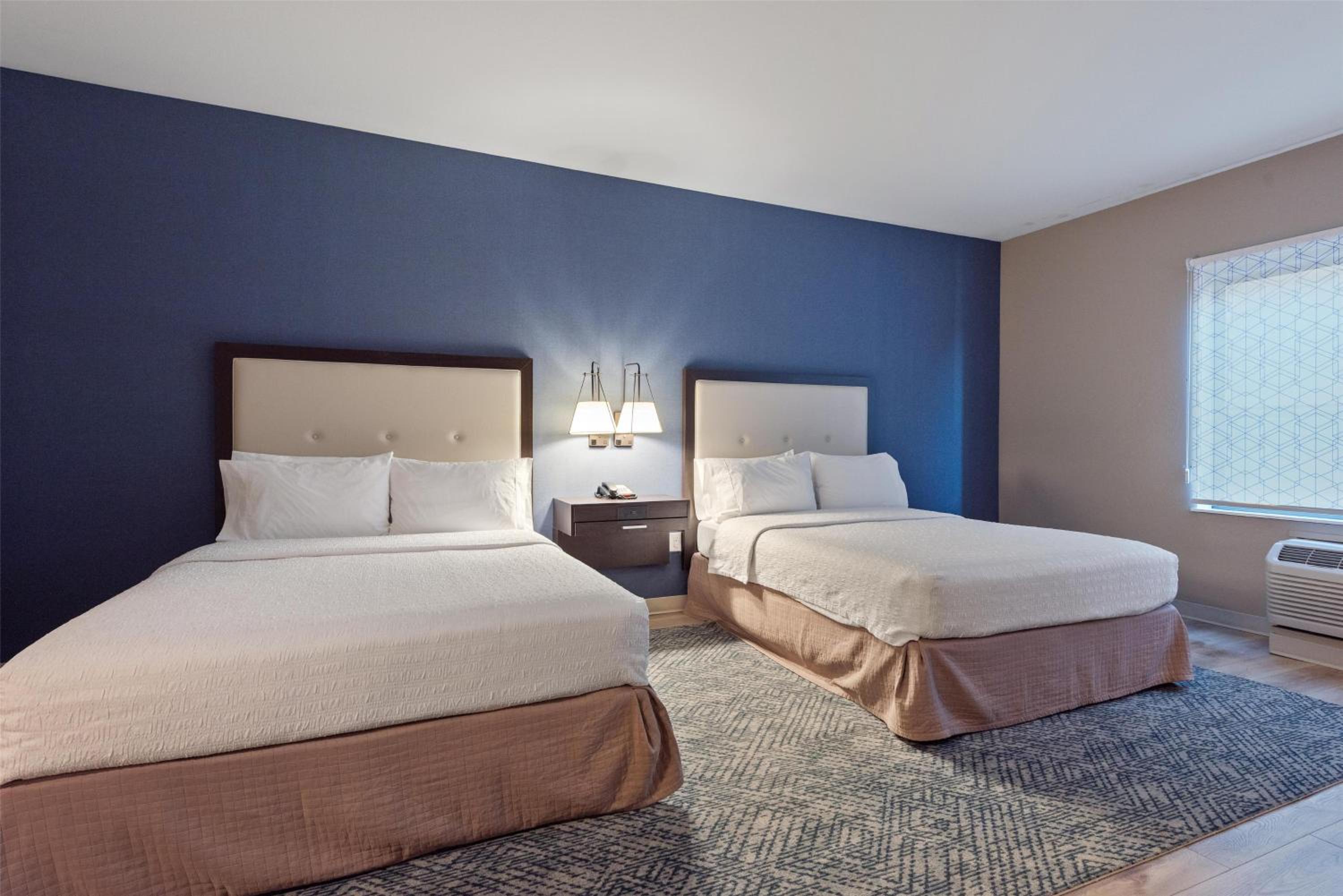 Queen Room with Two Queen Beds - Hearing Access/Non-Smoking