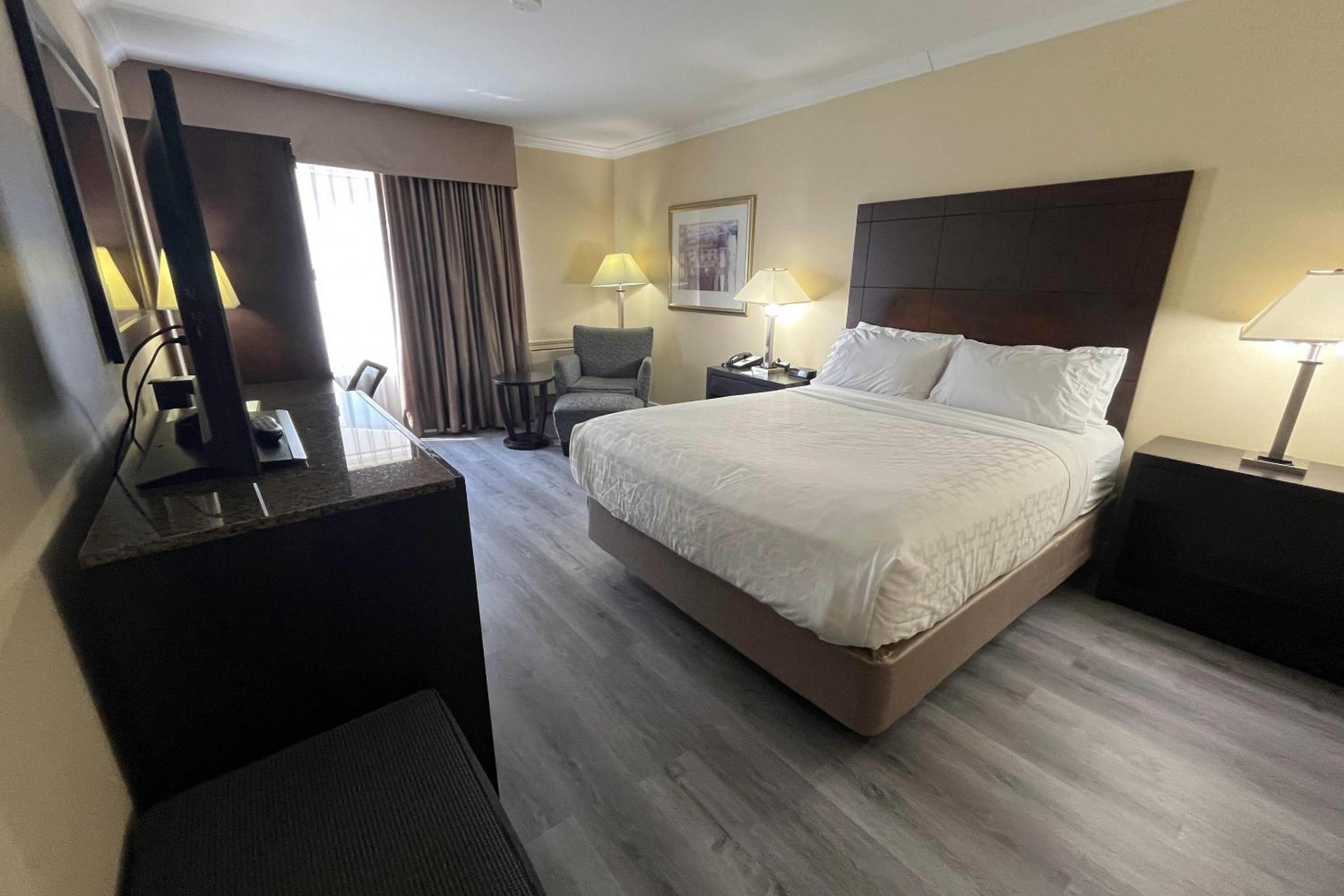 King Room - Disability Access/Non Smoking  - Photo 4