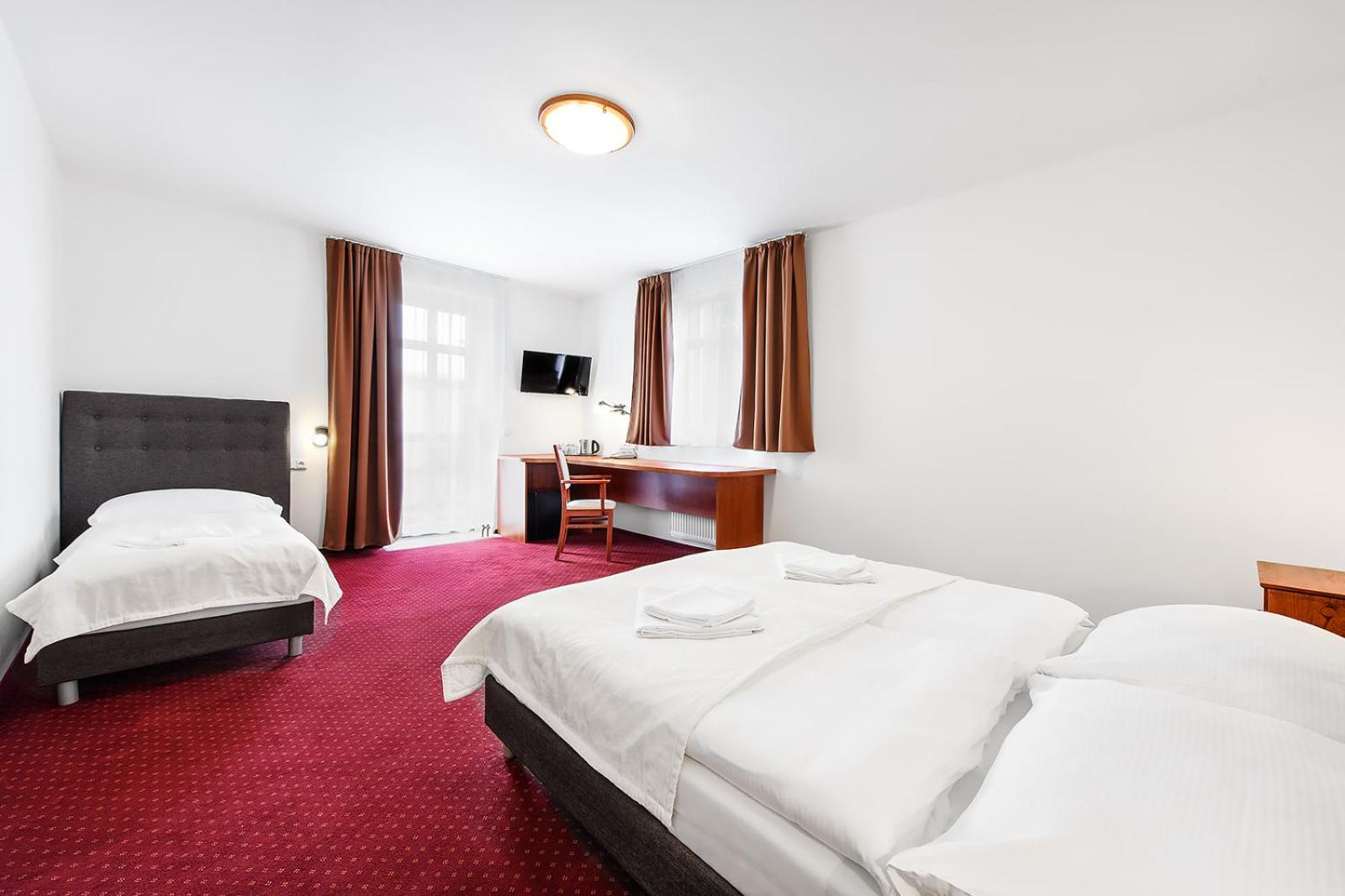 Triple Room