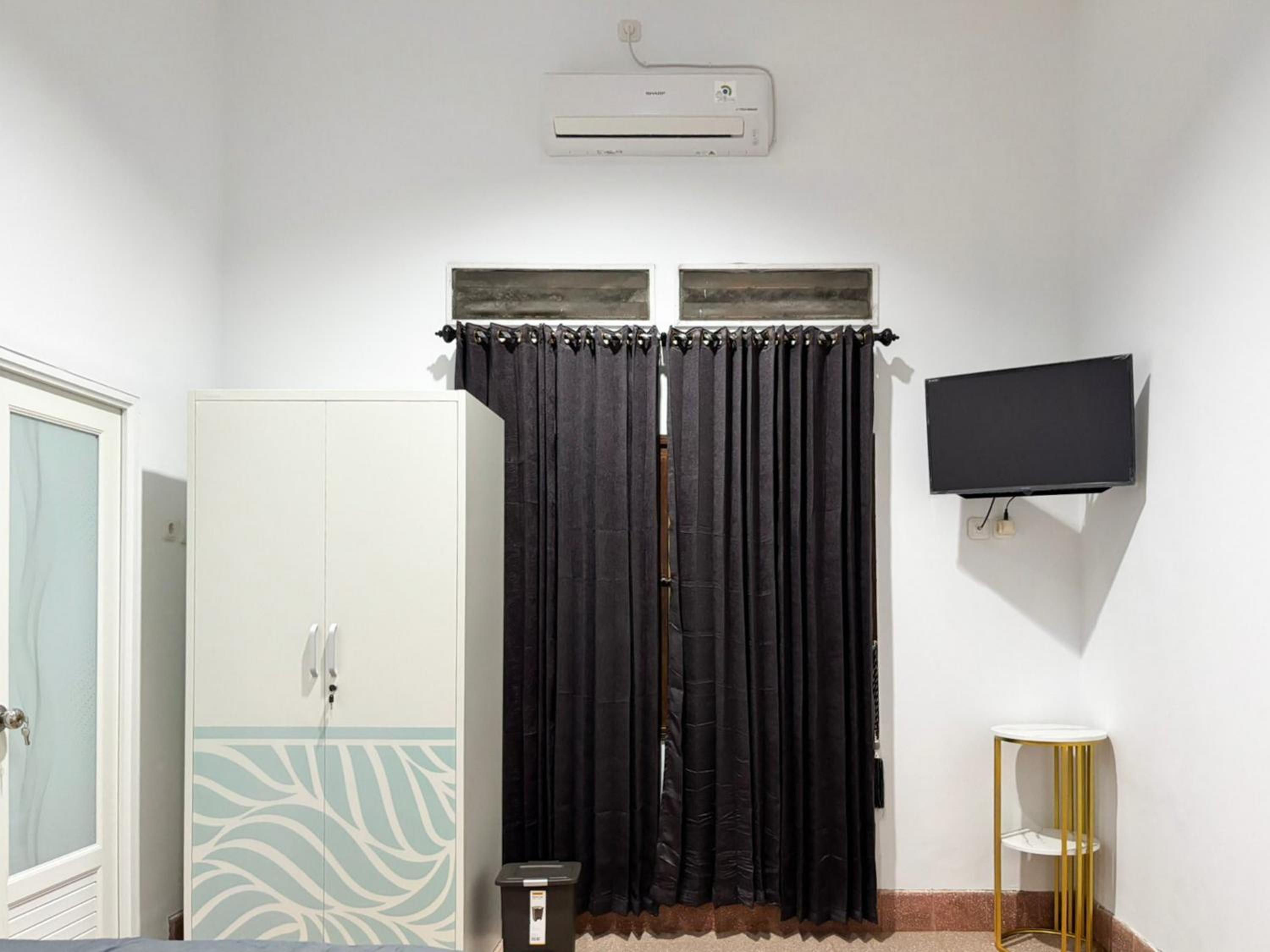 Deluxe Suite - Photo 1