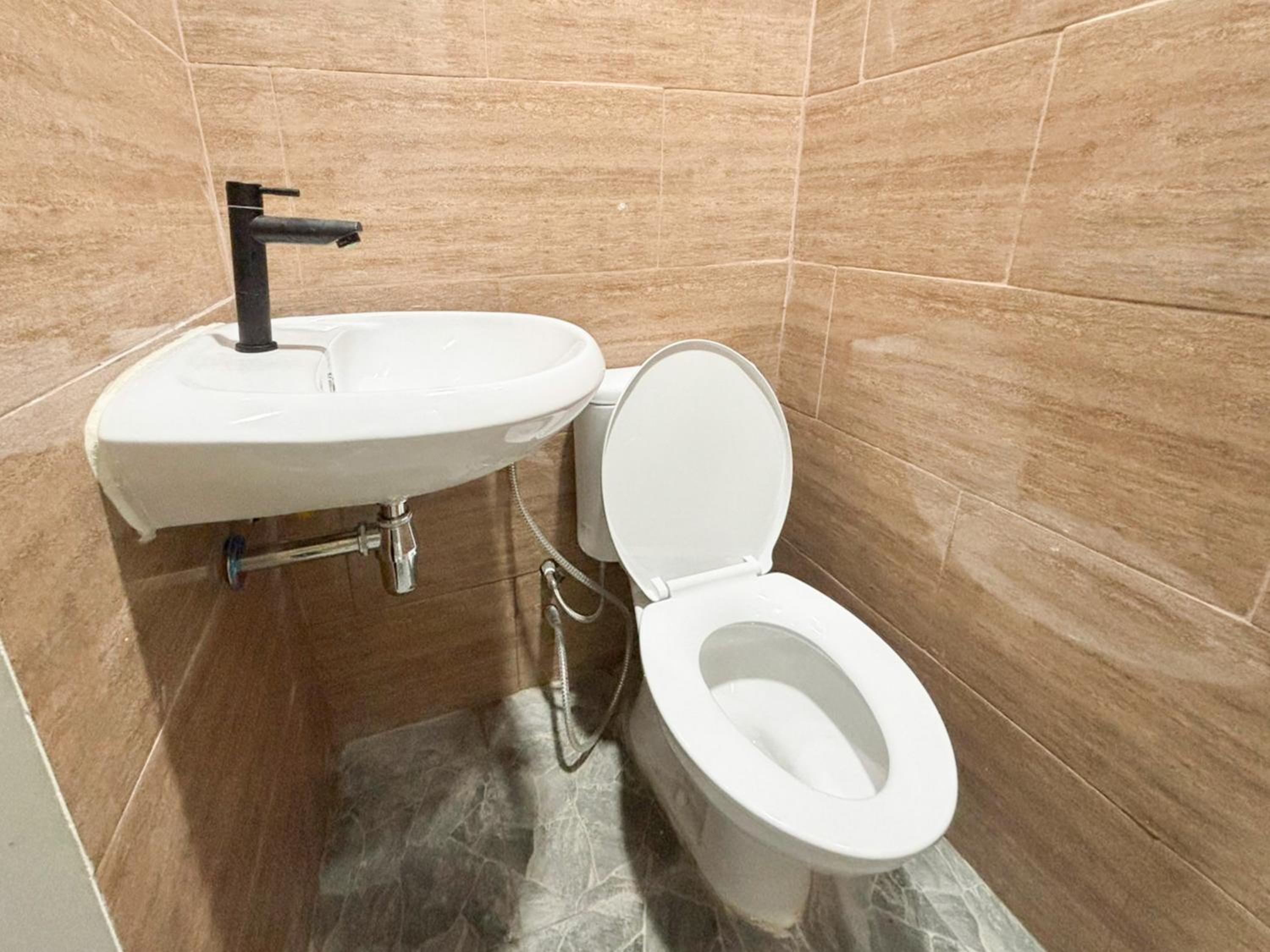 Deluxe Suite - Photo 8