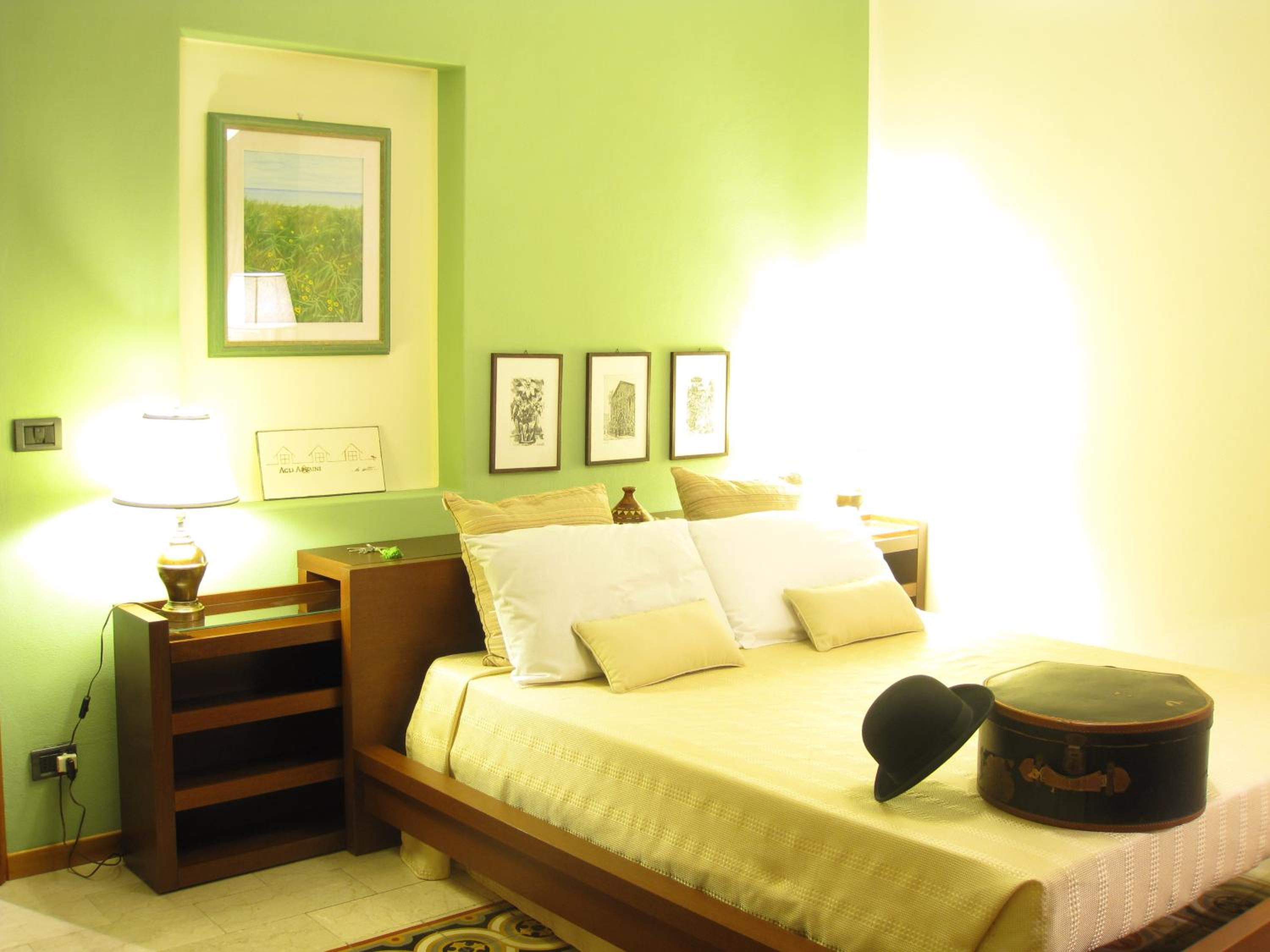 Double Room with Private External Bathroom